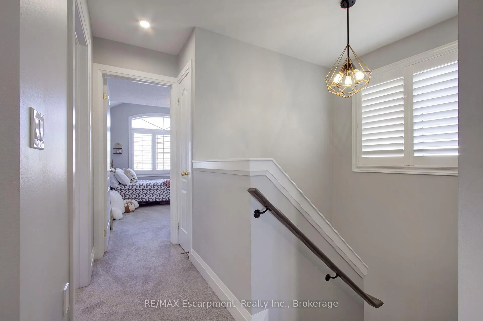 Photo 22 of 4868 Capri Crescent, Burlington, Alton — HOMEH