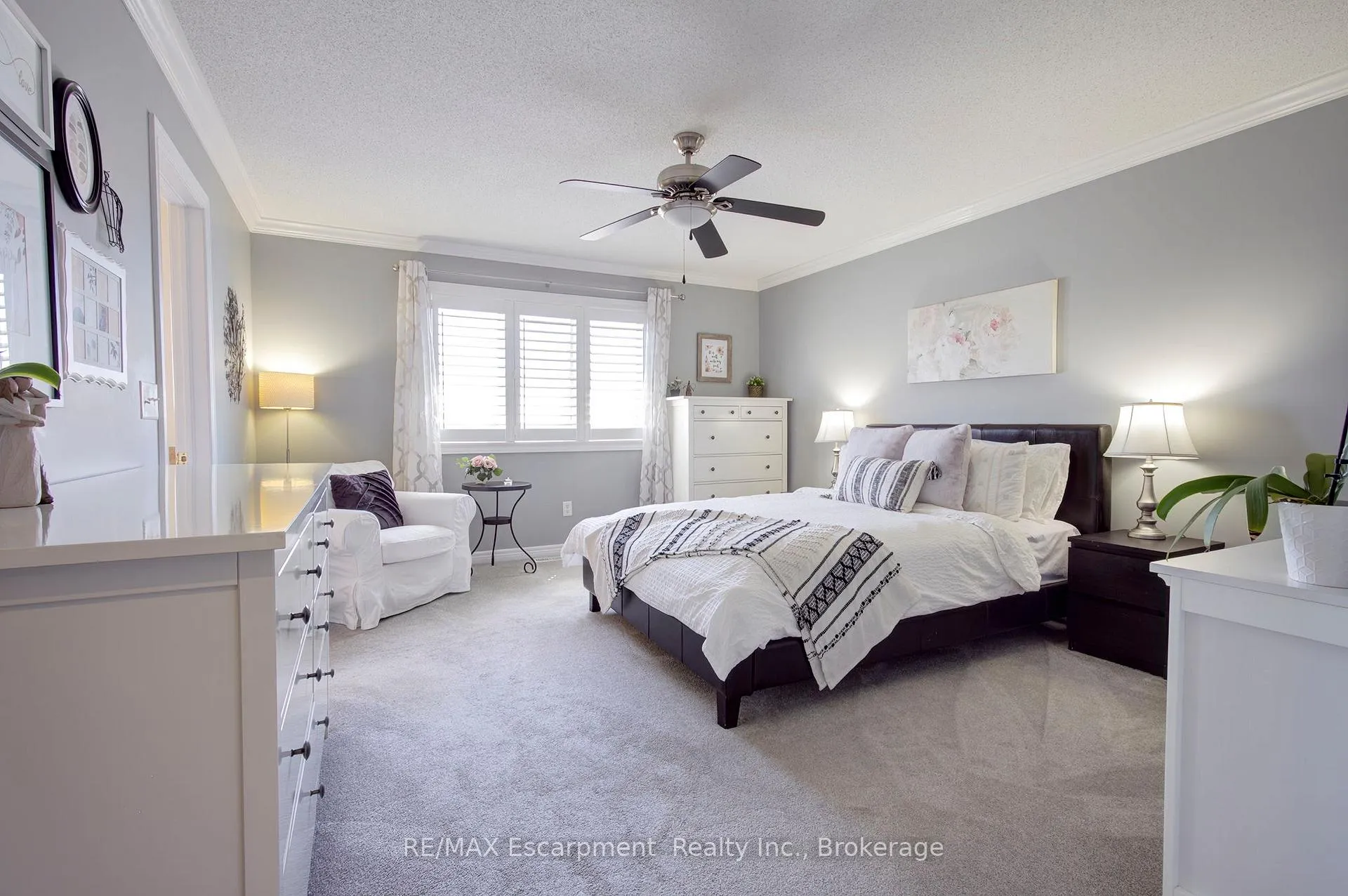 Photo 27 of 4868 Capri Crescent, Burlington, Alton — HOMEH