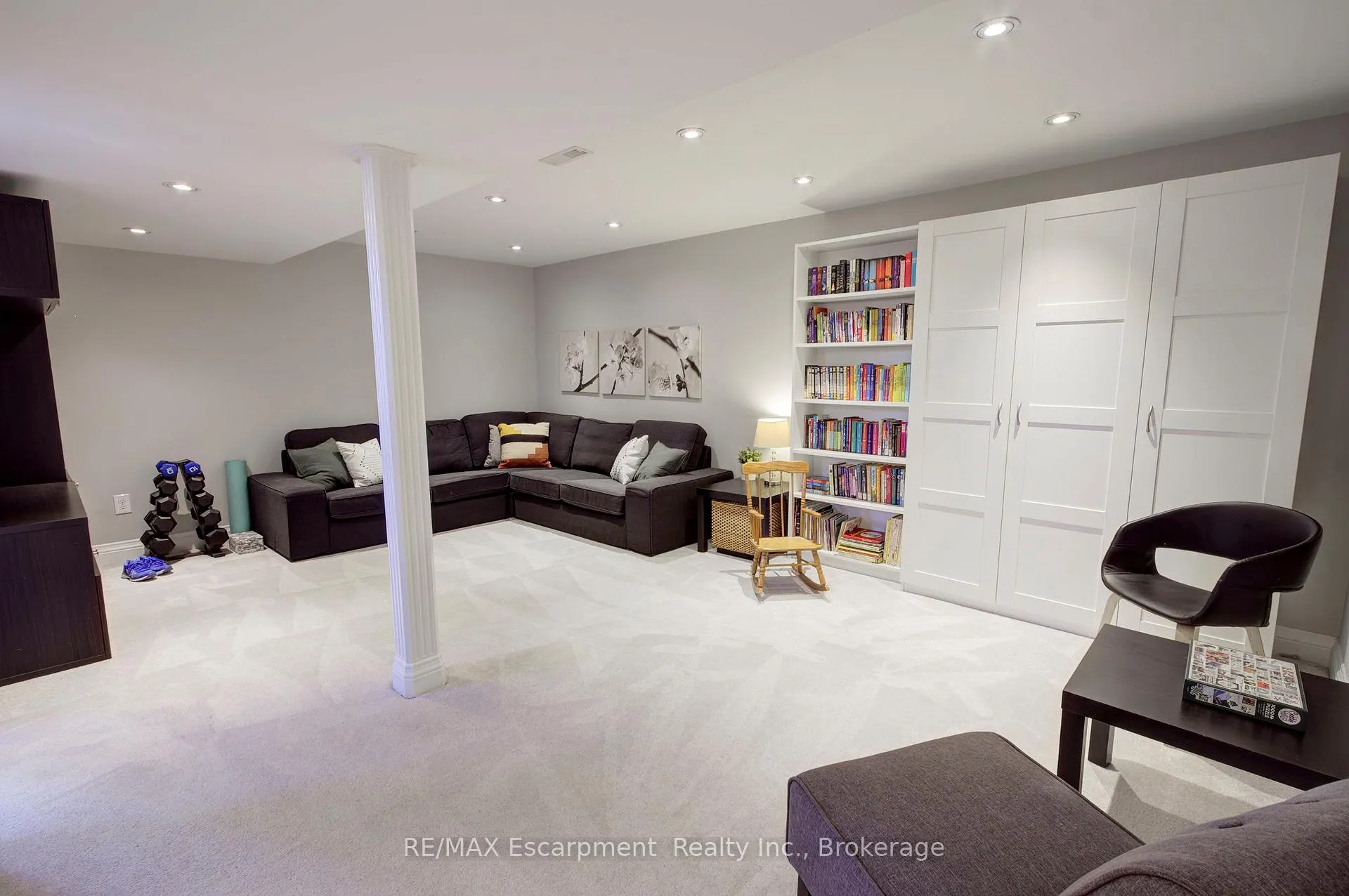 Photo 34 of 4868 Capri Crescent, Burlington, Alton — HOMEH