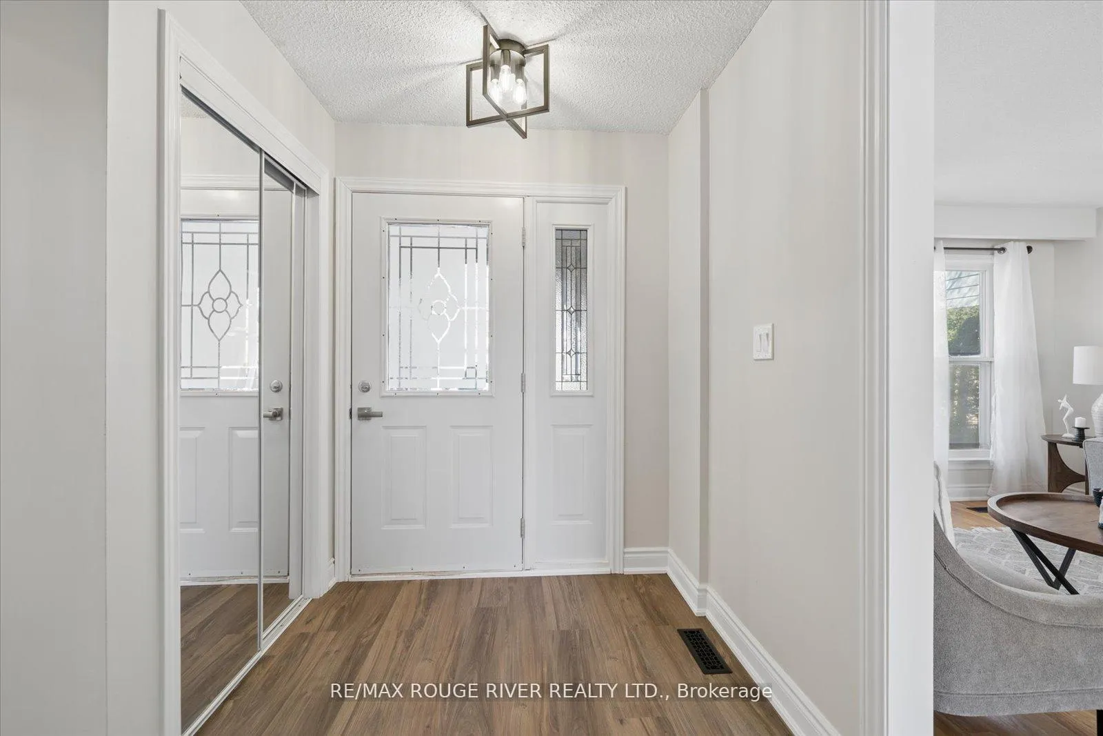 Photo 6 of 54 Rosalynne Avenue, Clarington, Bowmanville — HOMEH