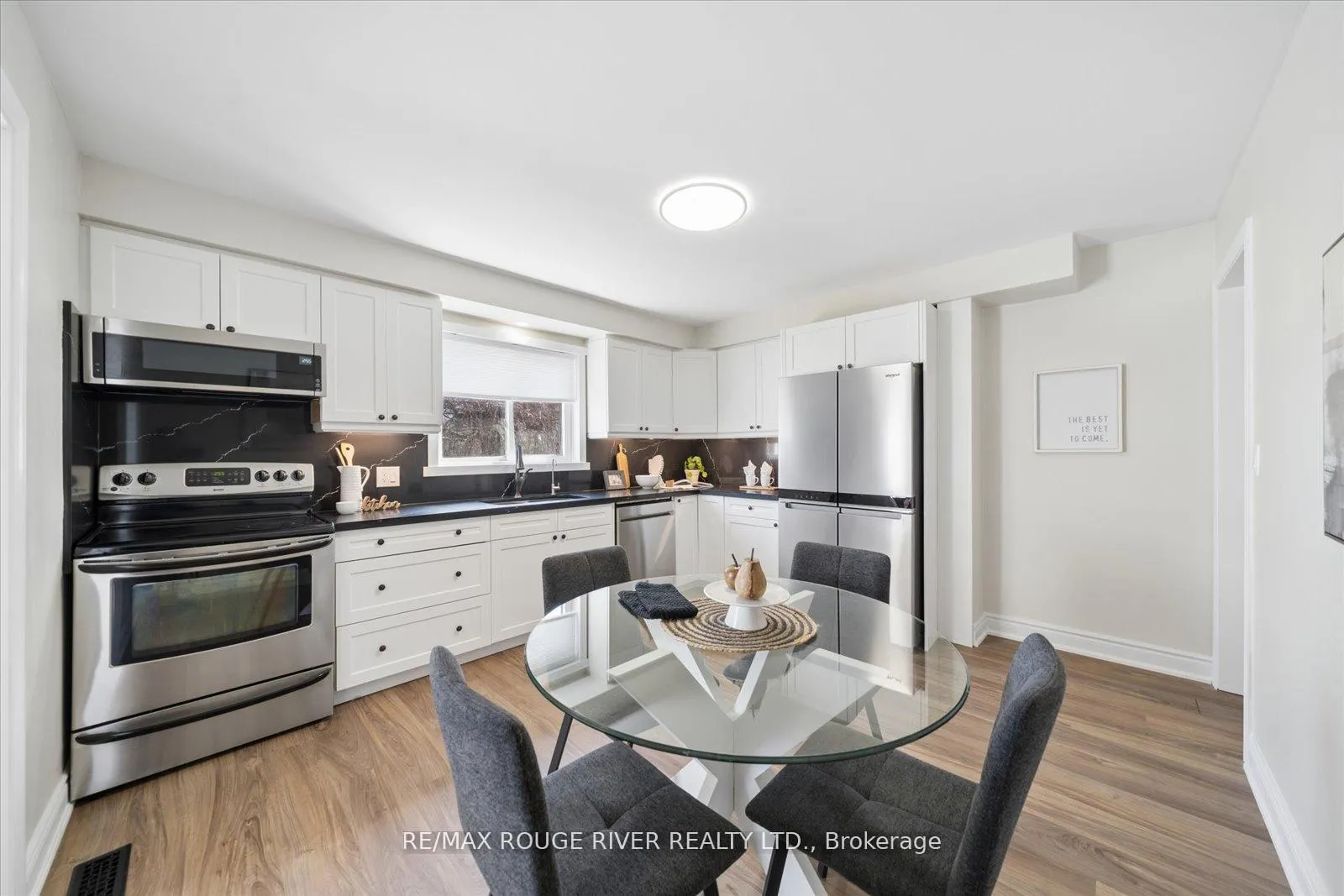 Photo 18 of 54 Rosalynne Avenue, Clarington, Bowmanville — HOMEH