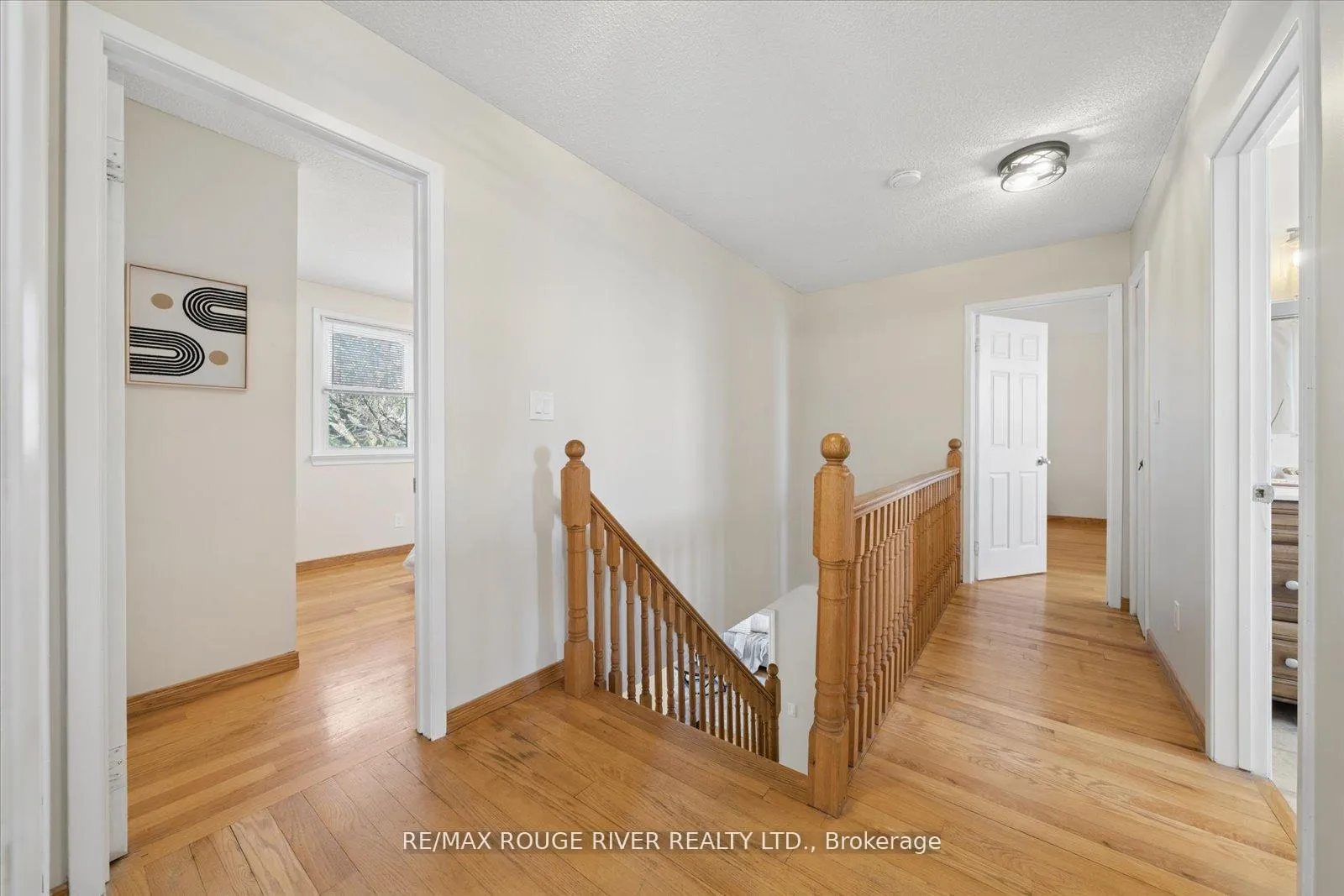 Photo 31 of 54 Rosalynne Avenue, Clarington, Bowmanville — HOMEH