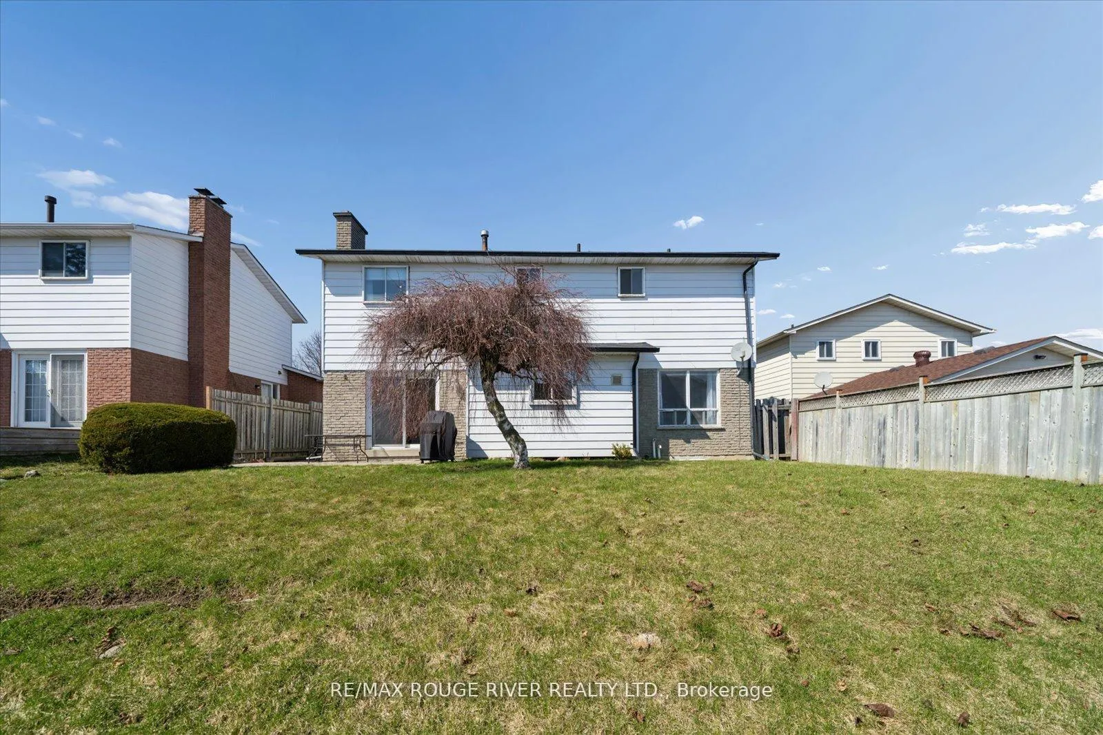 Photo 43 of 54 Rosalynne Avenue, Clarington, Bowmanville — HOMEH
