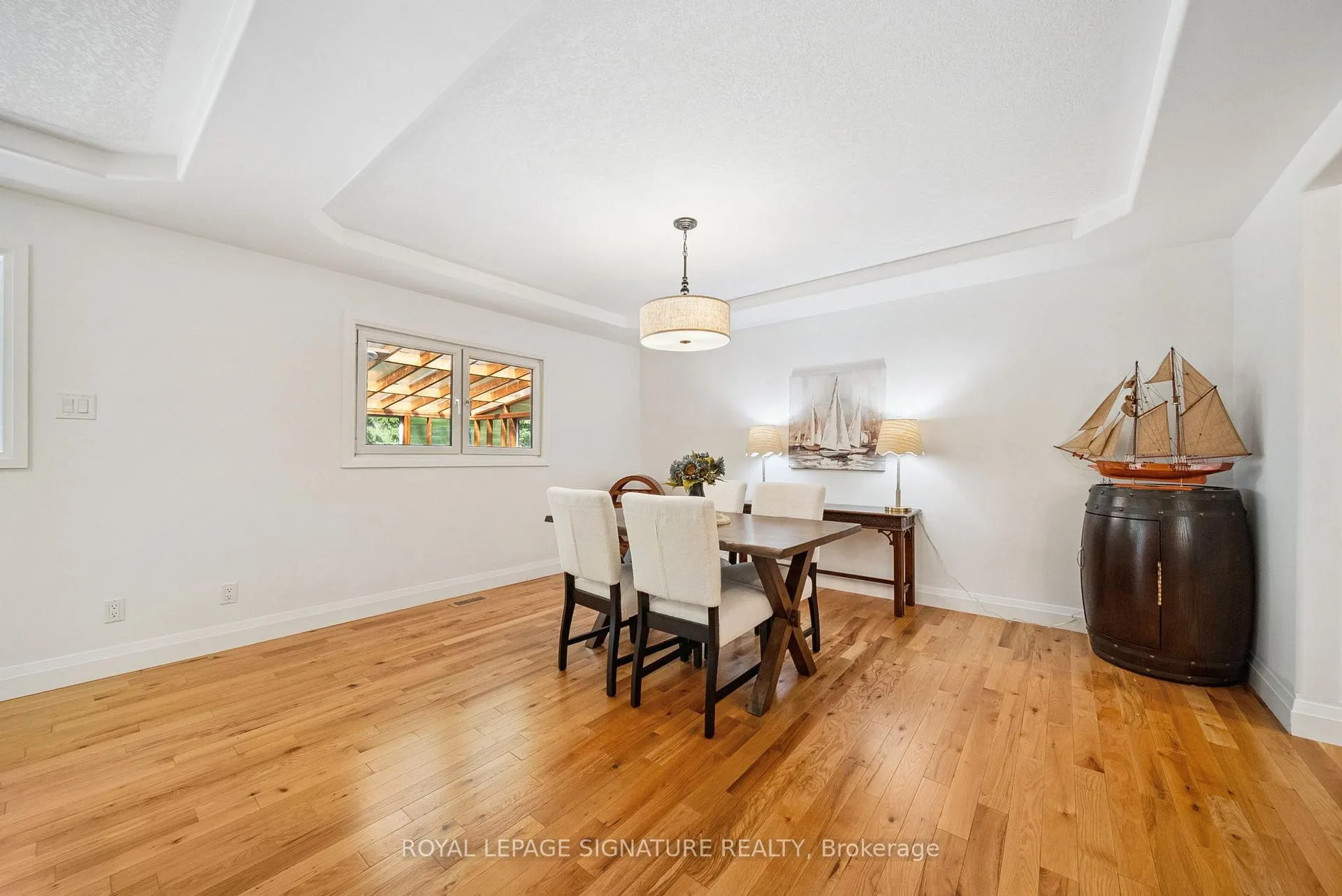 Photo 8 of 470 Parkview Court, Midland — HOMEH