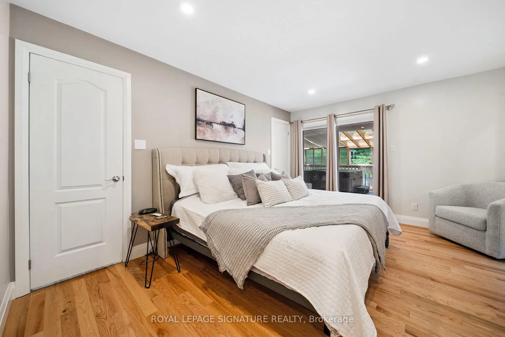 Photo 16 of 470 Parkview Court, Midland — HOMEH