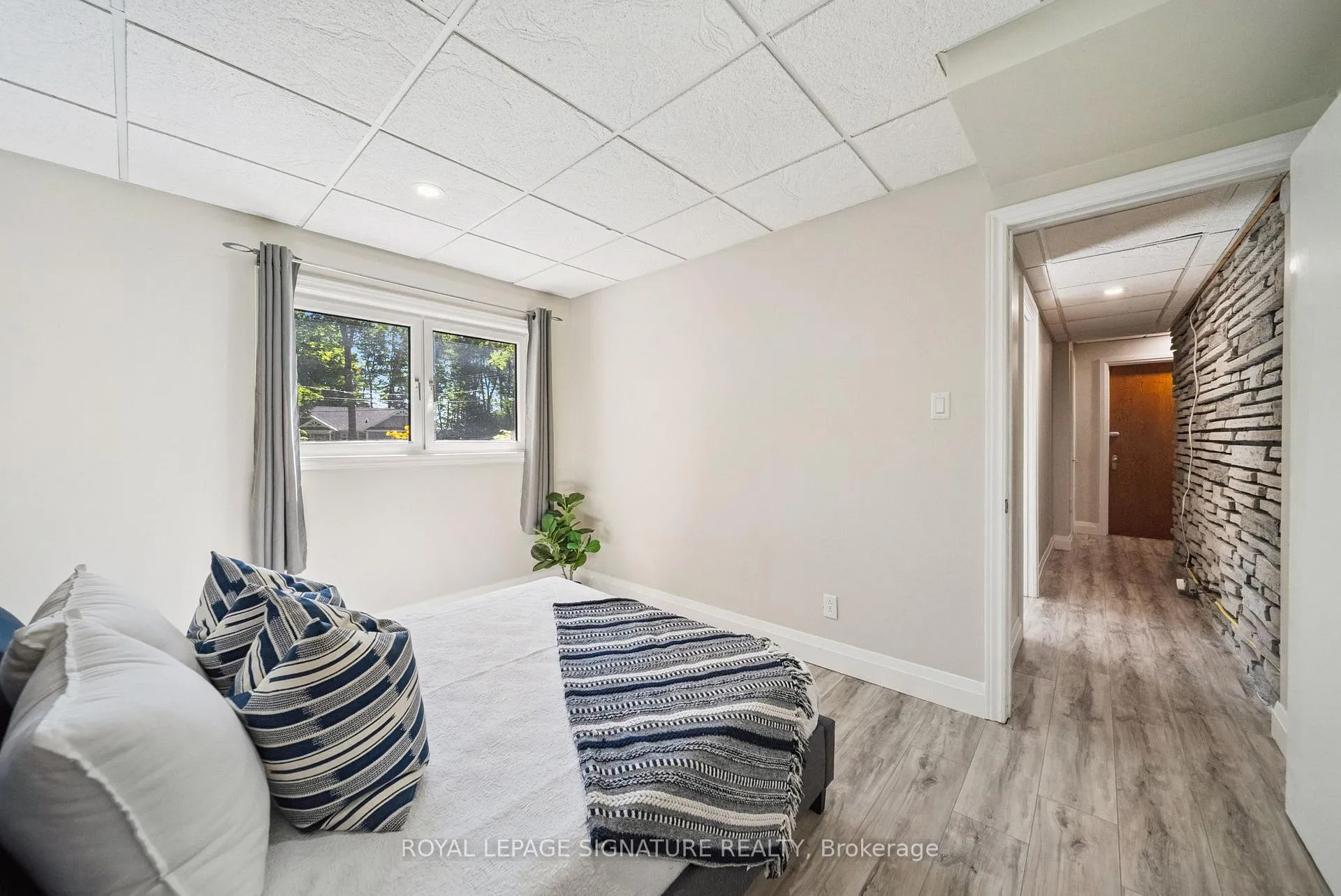 Photo 26 of 470 Parkview Court, Midland — HOMEH