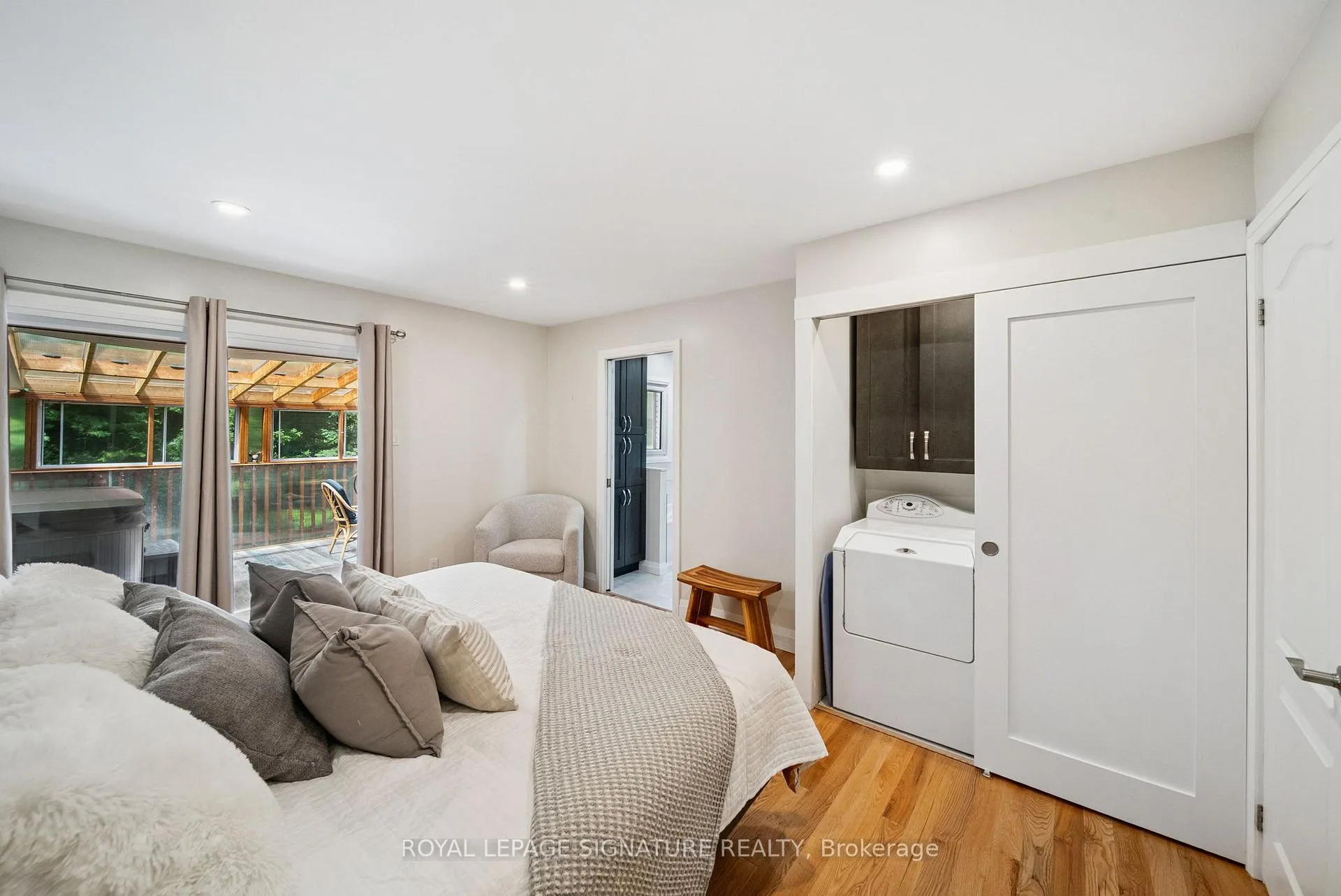Photo 45 of 470 Parkview Court, Midland — HOMEH
