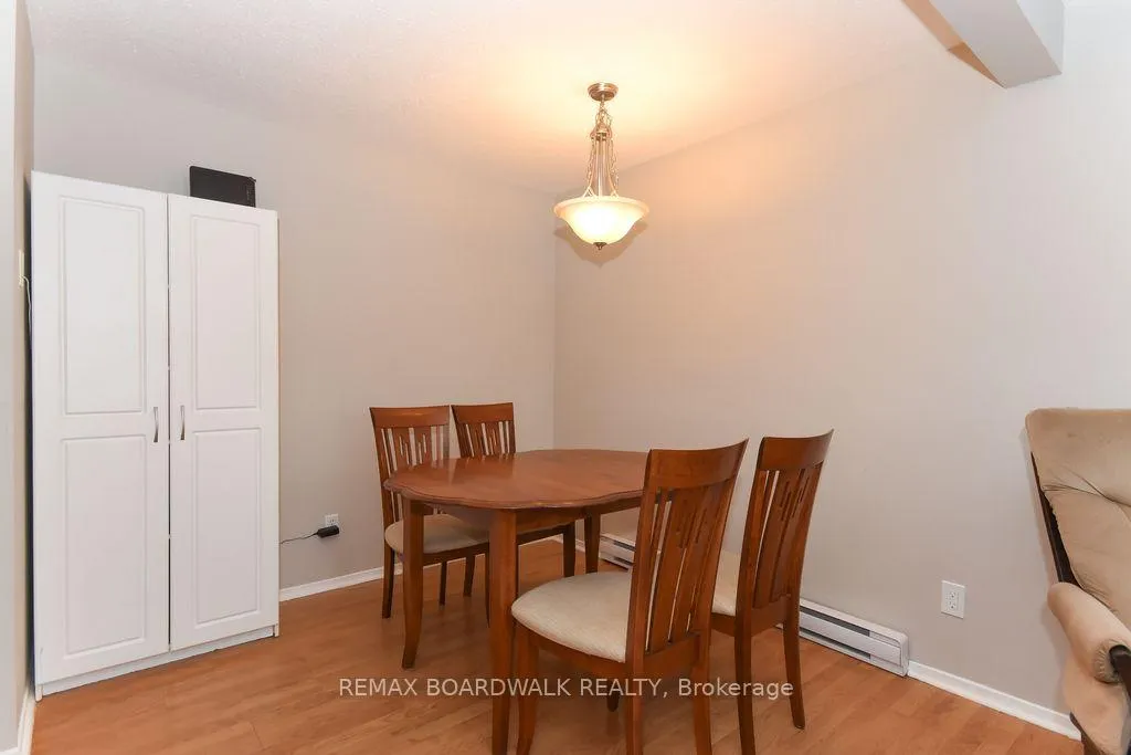 Photo 6 of 758 St-Andre Drive, Ottawa, Hiawatha Park/Convent Glen — HOMEH