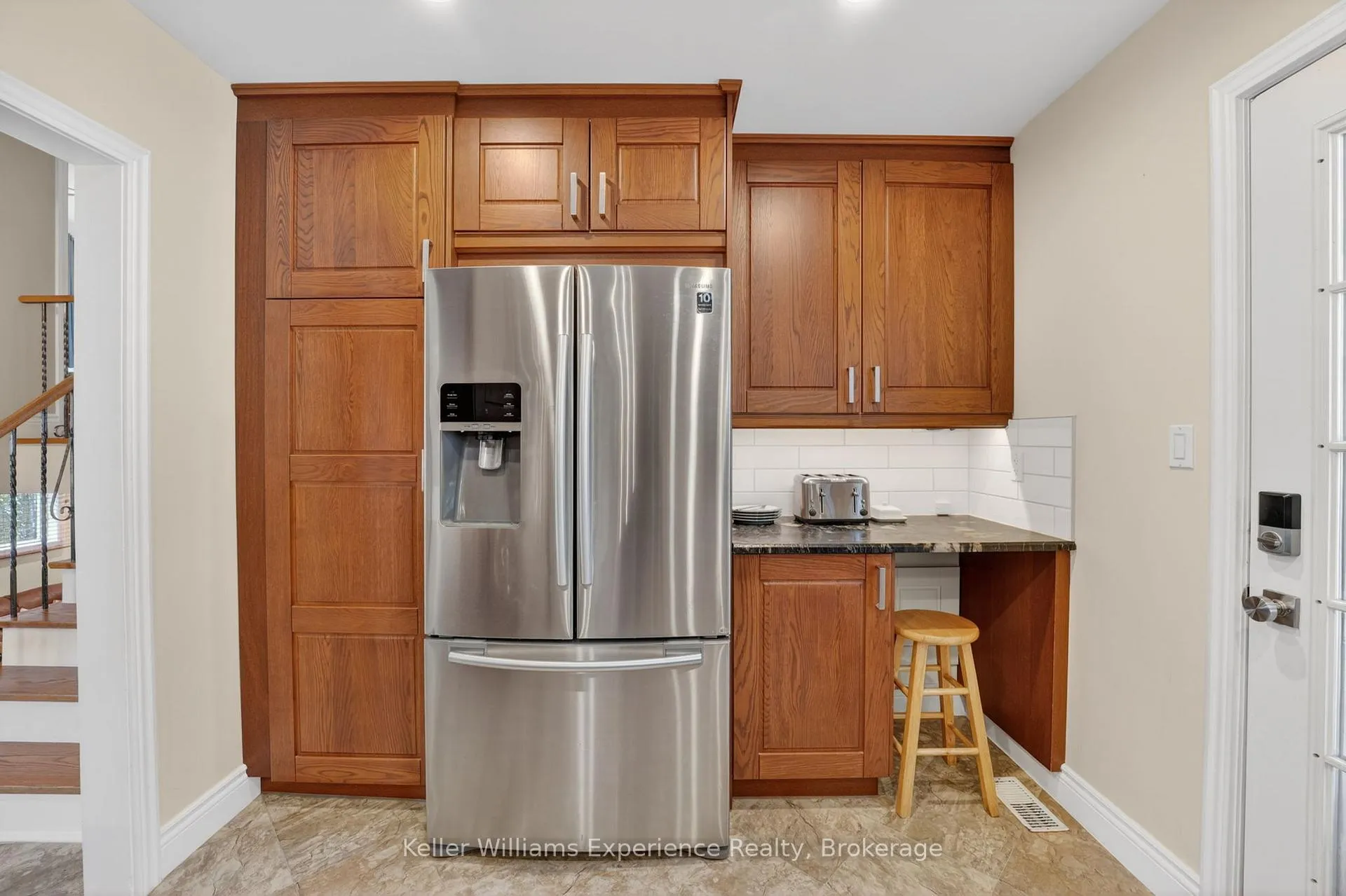 Photo 5 of 126 Gerald Avenue, Orillia — HOMEH