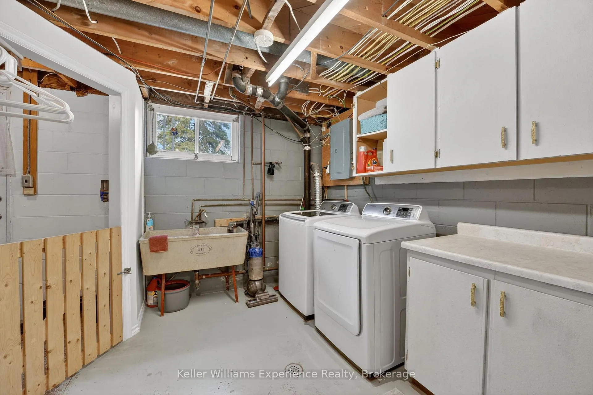 Photo 19 of 126 Gerald Avenue, Orillia — HOMEH