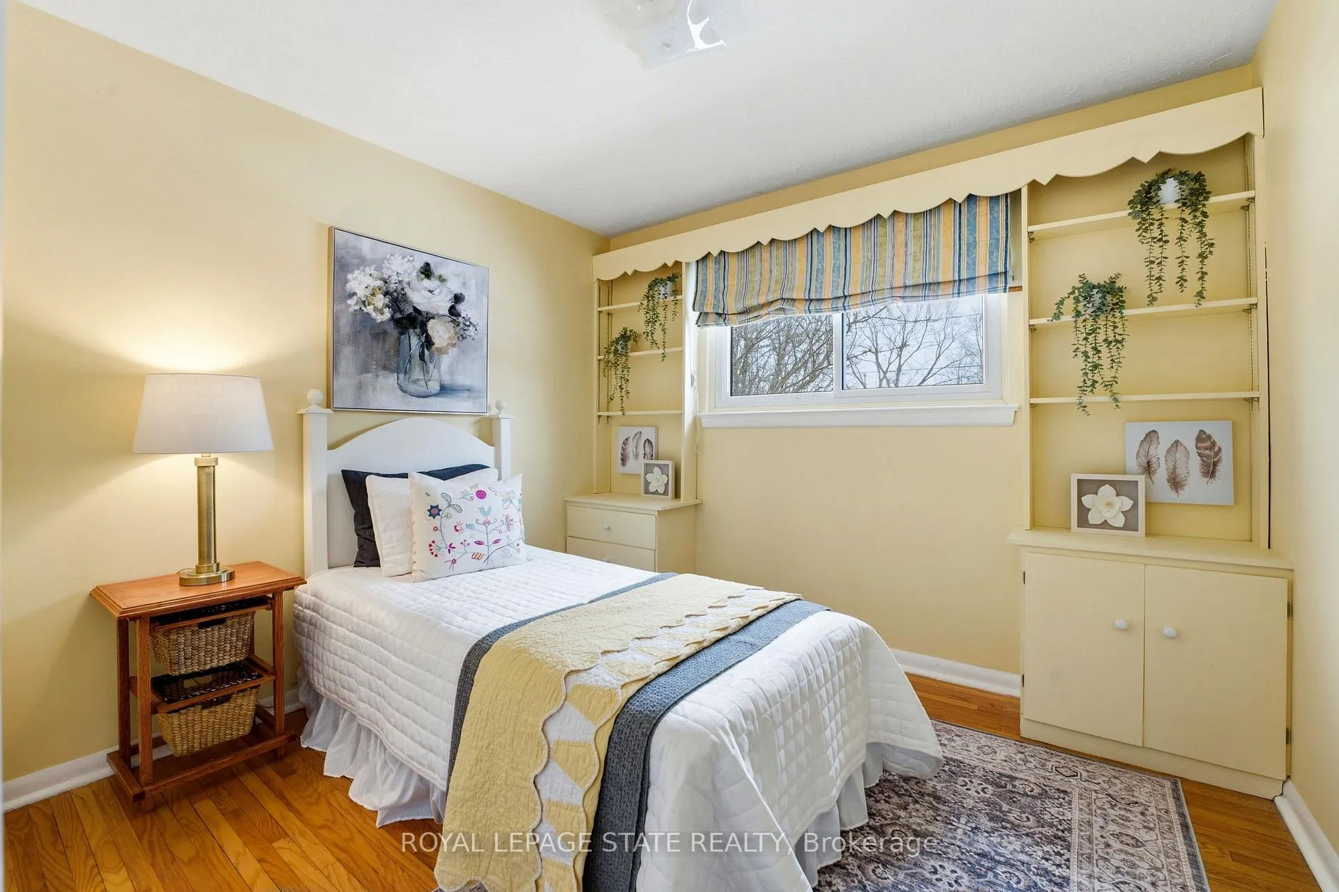 Photo 13 of 347 Clarendon Drive, Hamilton, Ancaster — HOMEH