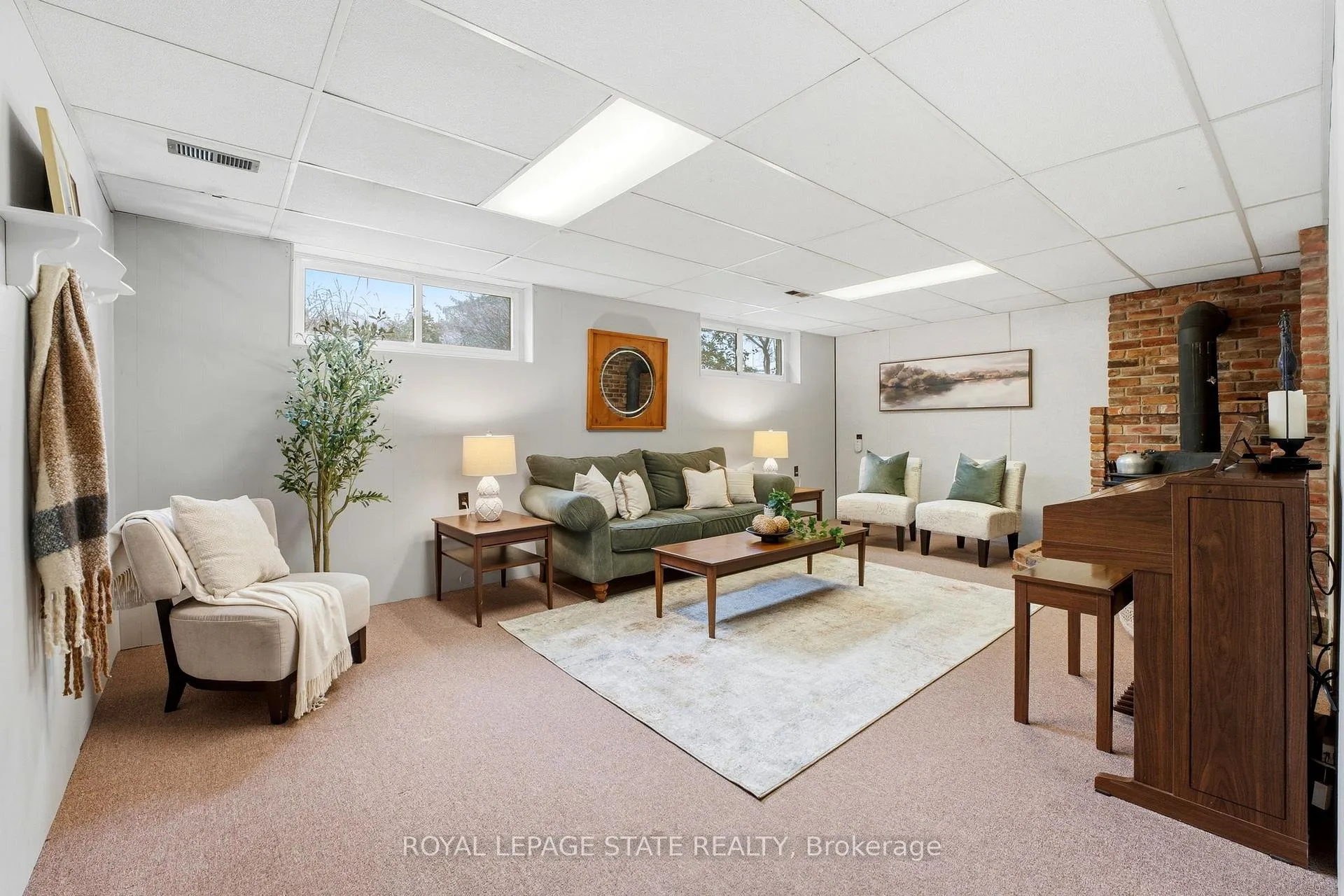 Photo 16 of 347 Clarendon Drive, Hamilton, Ancaster — HOMEH