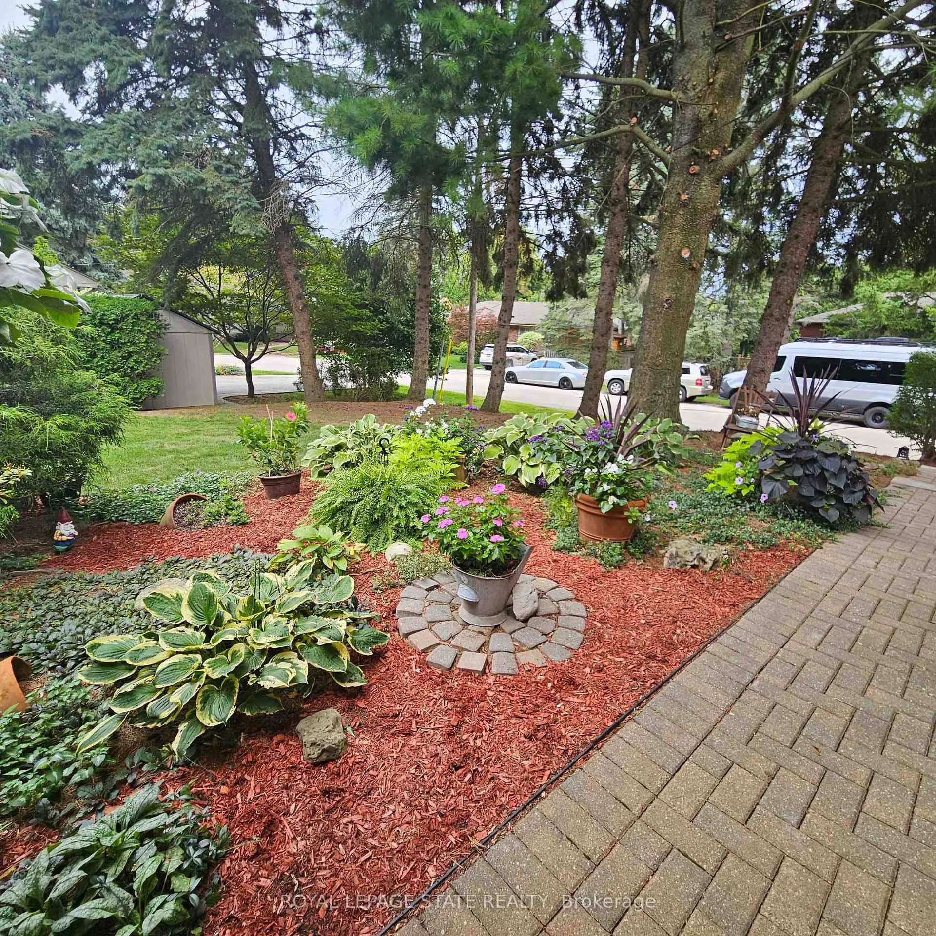 Photo 24 of 347 Clarendon Drive, Hamilton, Ancaster — HOMEH