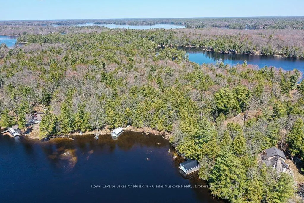Front of Unit 12, 12 Is 120 Severn River Island