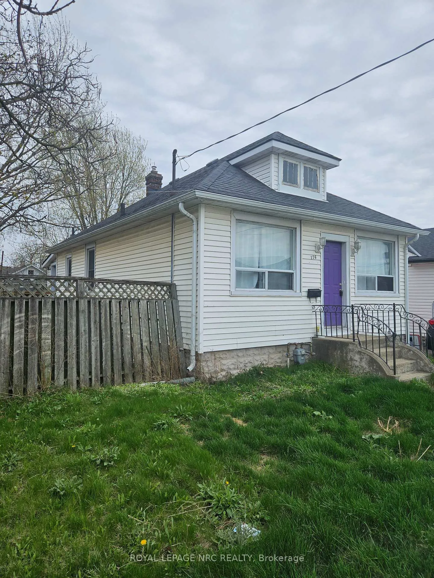 Photo 2 of 176 Pine Street S, Thorold, Thorold Downtown — HOMEH