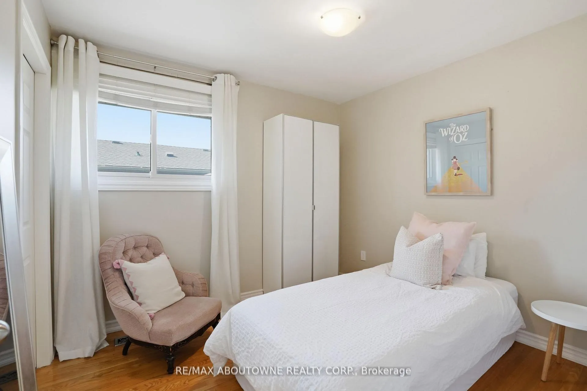 Photo 21 of 264 Celtic Drive, Hamilton, Stoney Creek — HOMEH