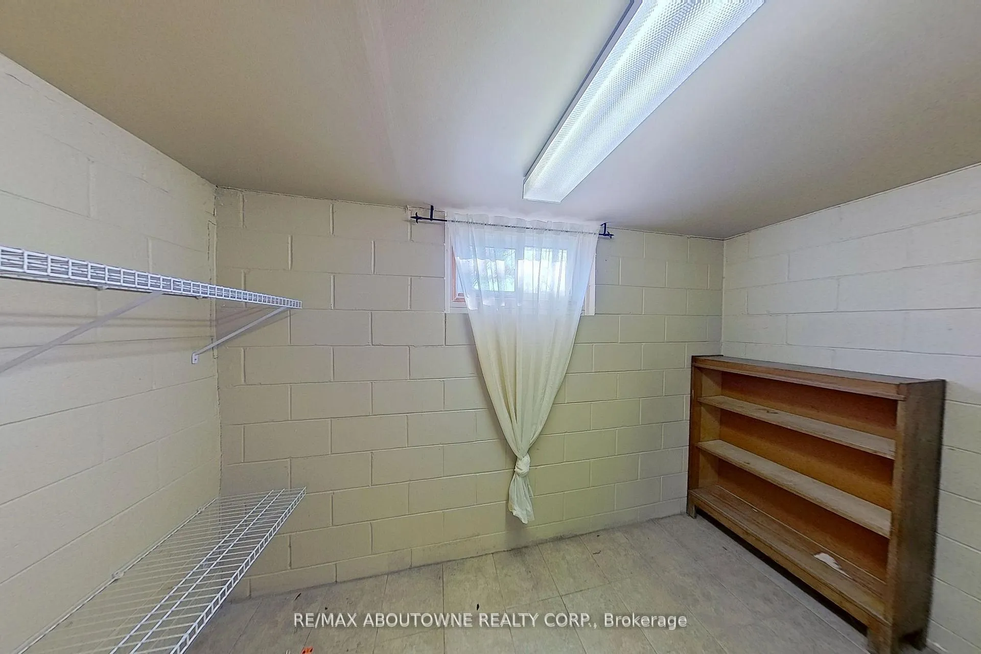 Photo 30 of 264 Celtic Drive, Hamilton, Stoney Creek — HOMEH