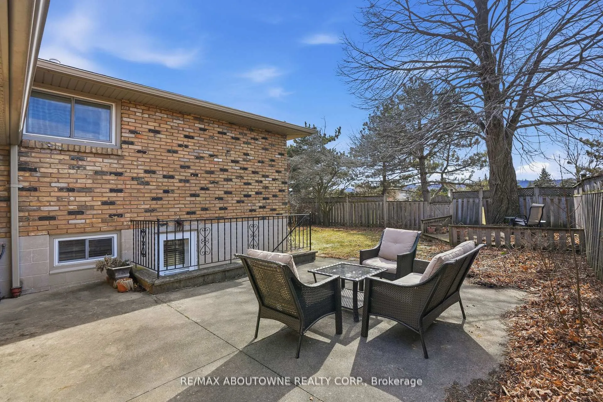 Photo 35 of 264 Celtic Drive, Hamilton, Stoney Creek — HOMEH