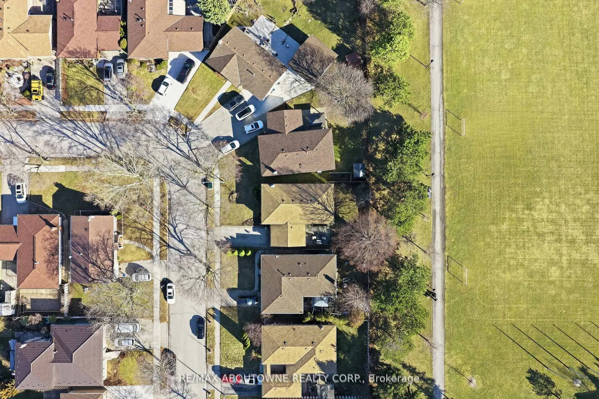 Photo 41 of 264 Celtic Drive, Hamilton, Stoney Creek — HOMEH