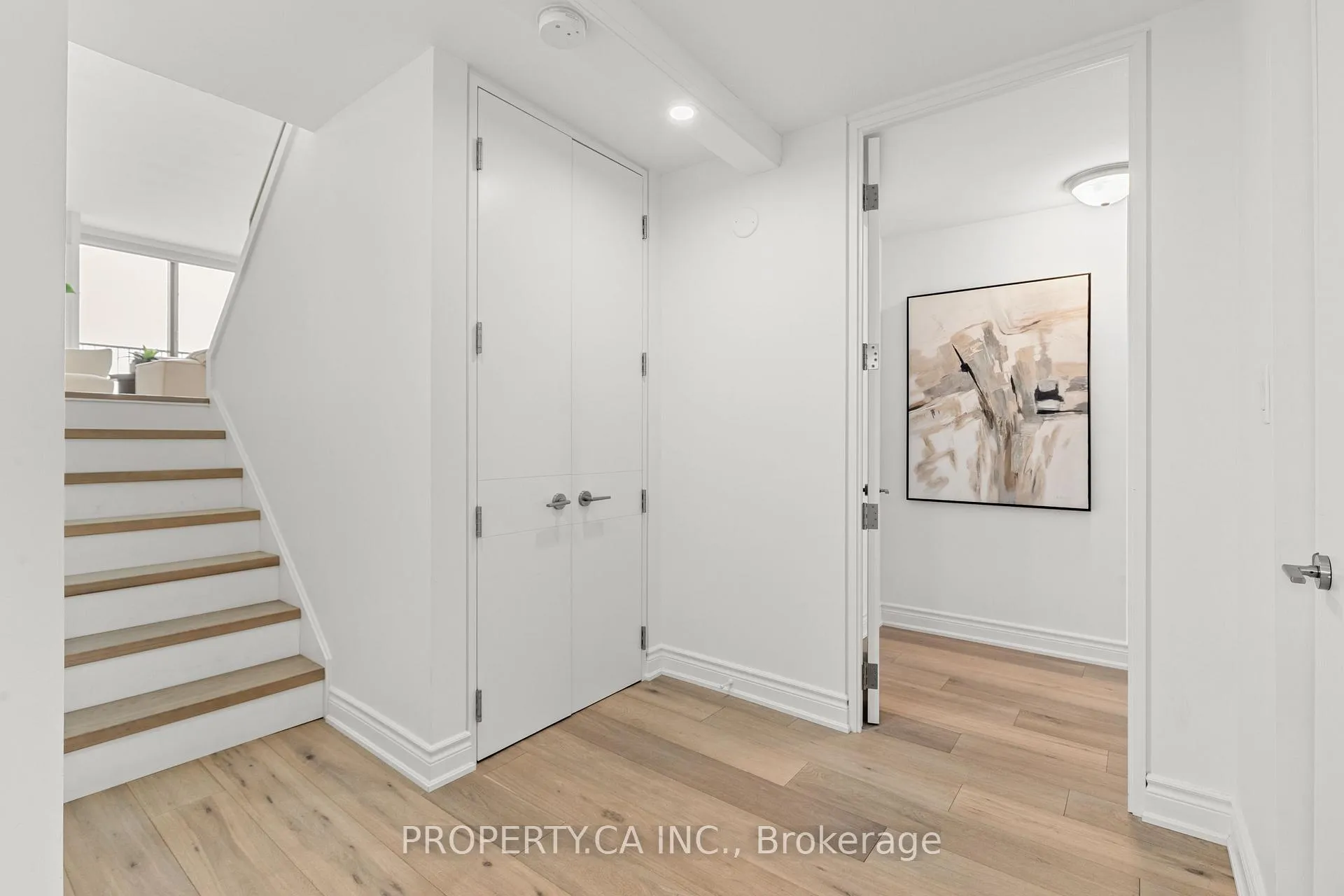 Photo 13 of Unit 2804, 33 Harbour Square, Toronto, Waterfront Communities — HOMEH
