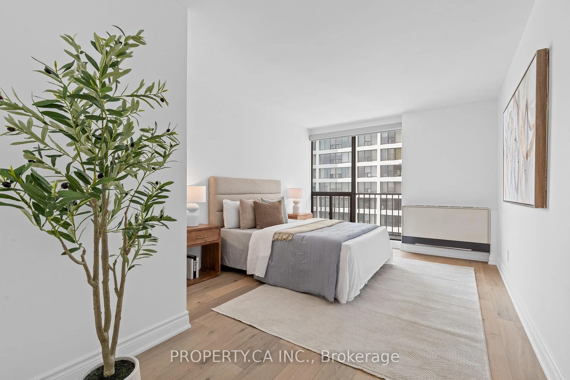 Photo 14 of Unit 2804, 33 Harbour Square, Toronto, Waterfront Communities — HOMEH
