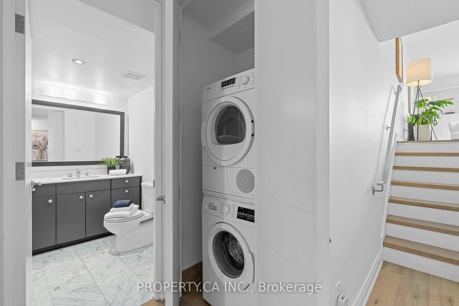 Photo 18 of Unit 2804, 33 Harbour Square, Toronto, Waterfront Communities — HOMEH