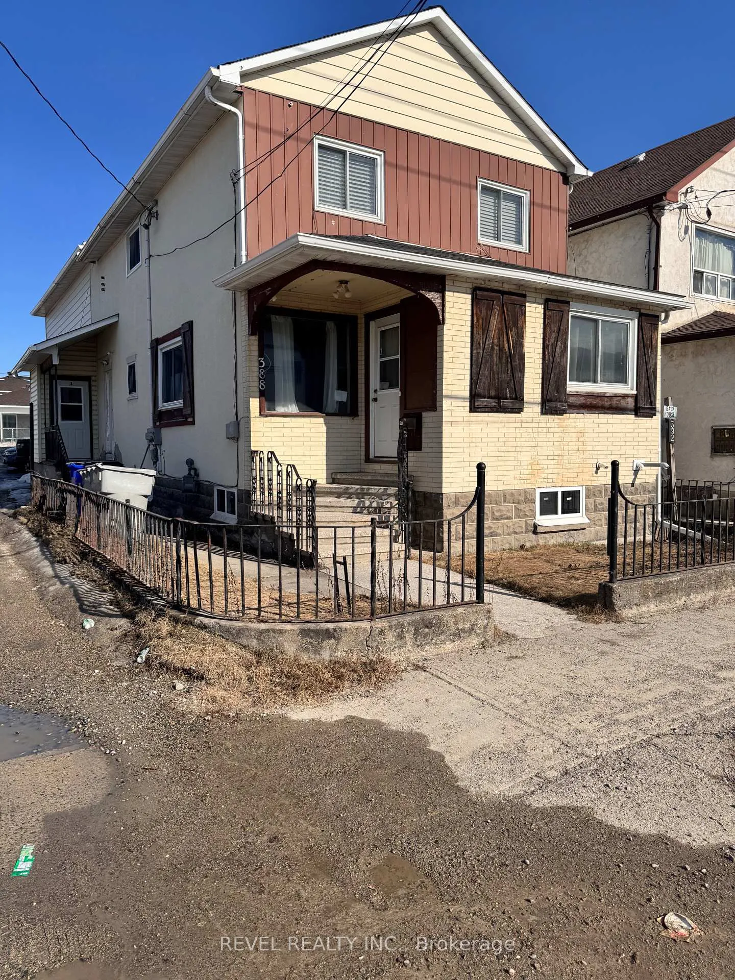 Photo 2 of 388 Pine Street S, Timmins, TS - SE — HOMEH