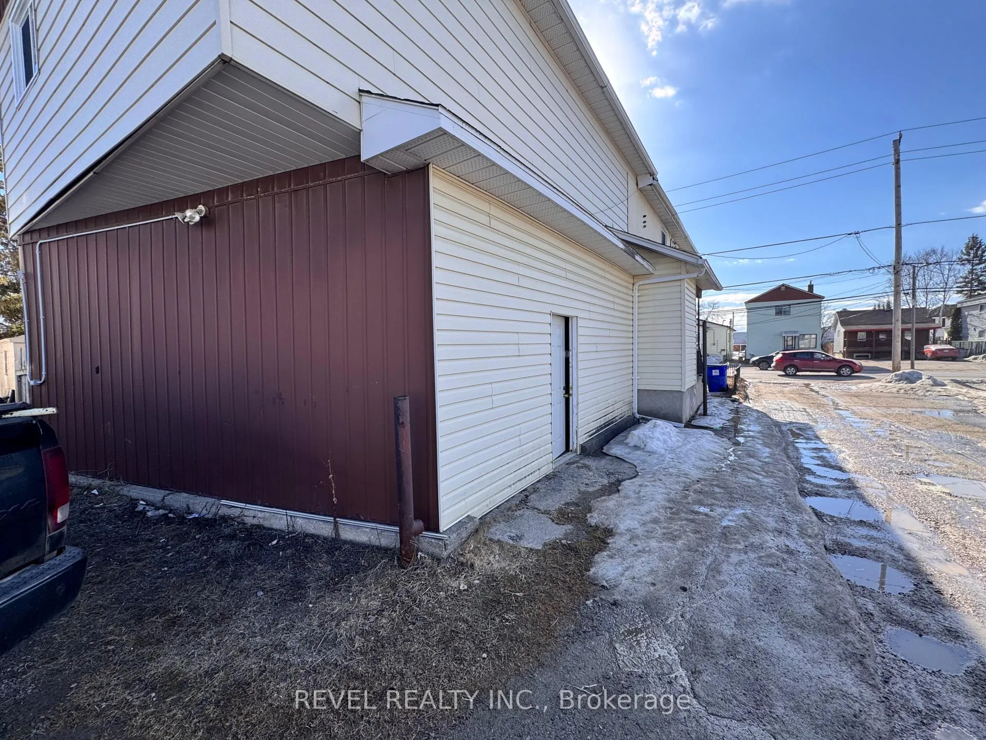 Photo 6 of 388 Pine Street S, Timmins, TS - SE — HOMEH