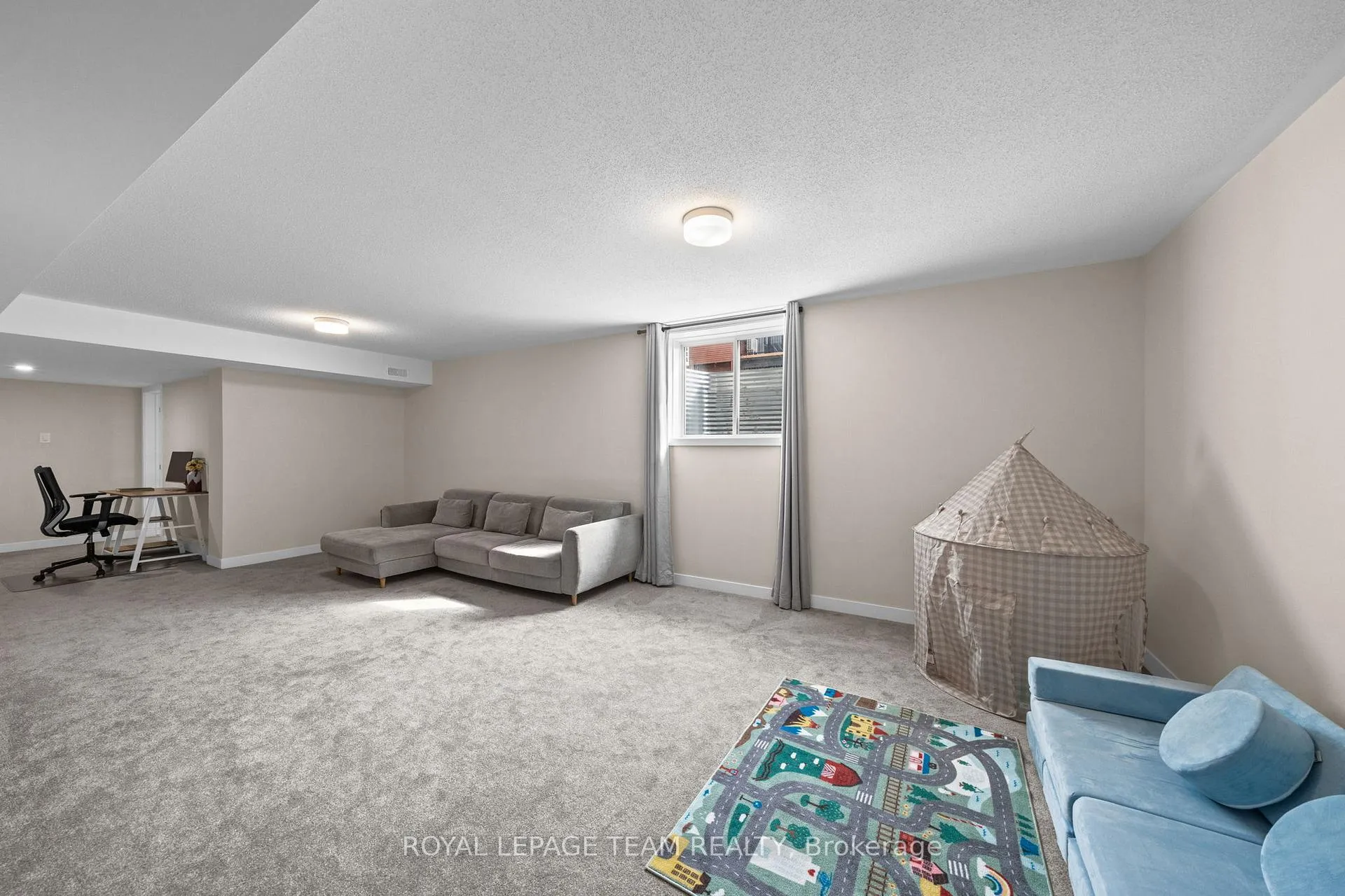 Photo 25 of 722 Parnian Private, Ottawa, Barrhaven - Half Moon Bay — HOMEH