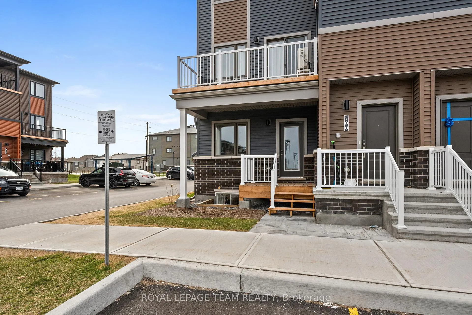 Photo 35 of 722 Parnian Private, Ottawa, Barrhaven - Half Moon Bay — HOMEH