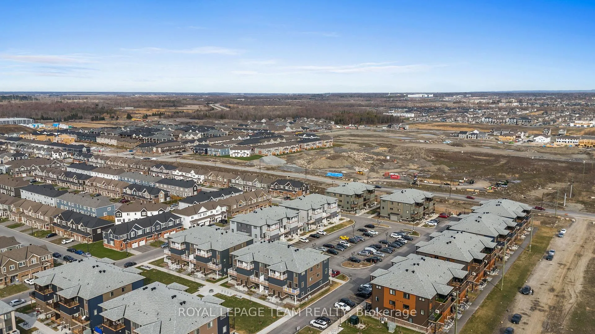 Photo 38 of 722 Parnian Private, Ottawa, Barrhaven - Half Moon Bay — HOMEH
