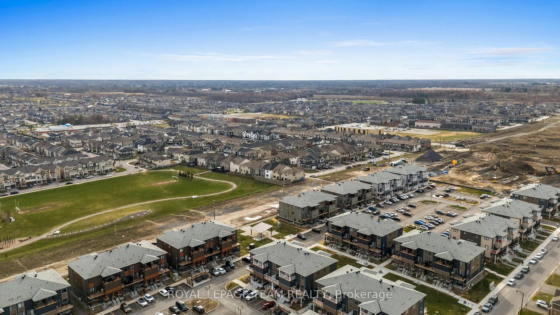 Photo 41 of 722 Parnian Private, Ottawa, Barrhaven - Half Moon Bay — HOMEH