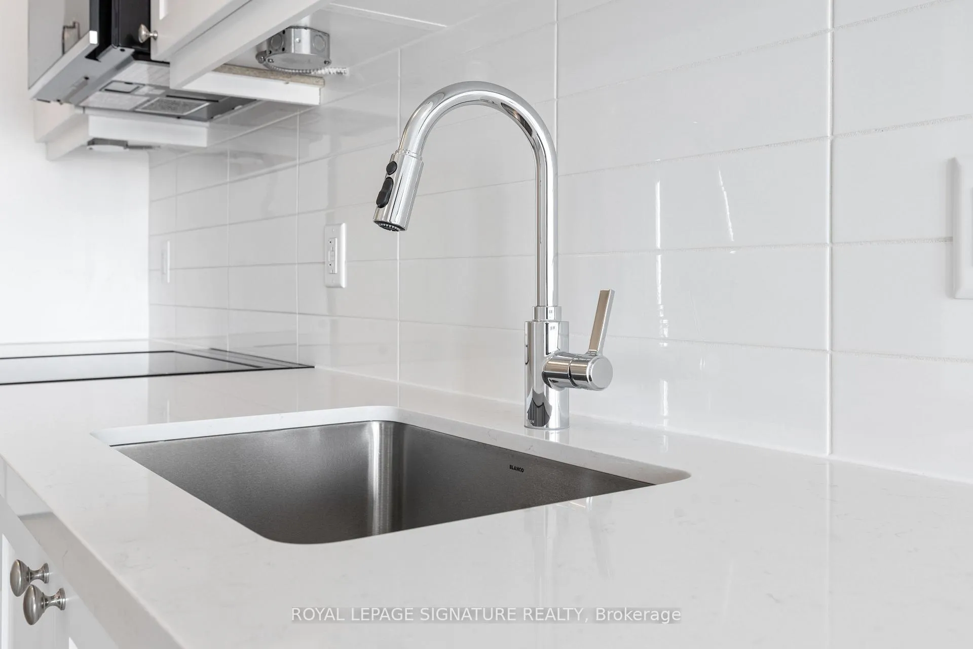 Photo 5 of Unit 514, 51 Clarington Boulevard, Clarington, Bowmanville — HOMEH