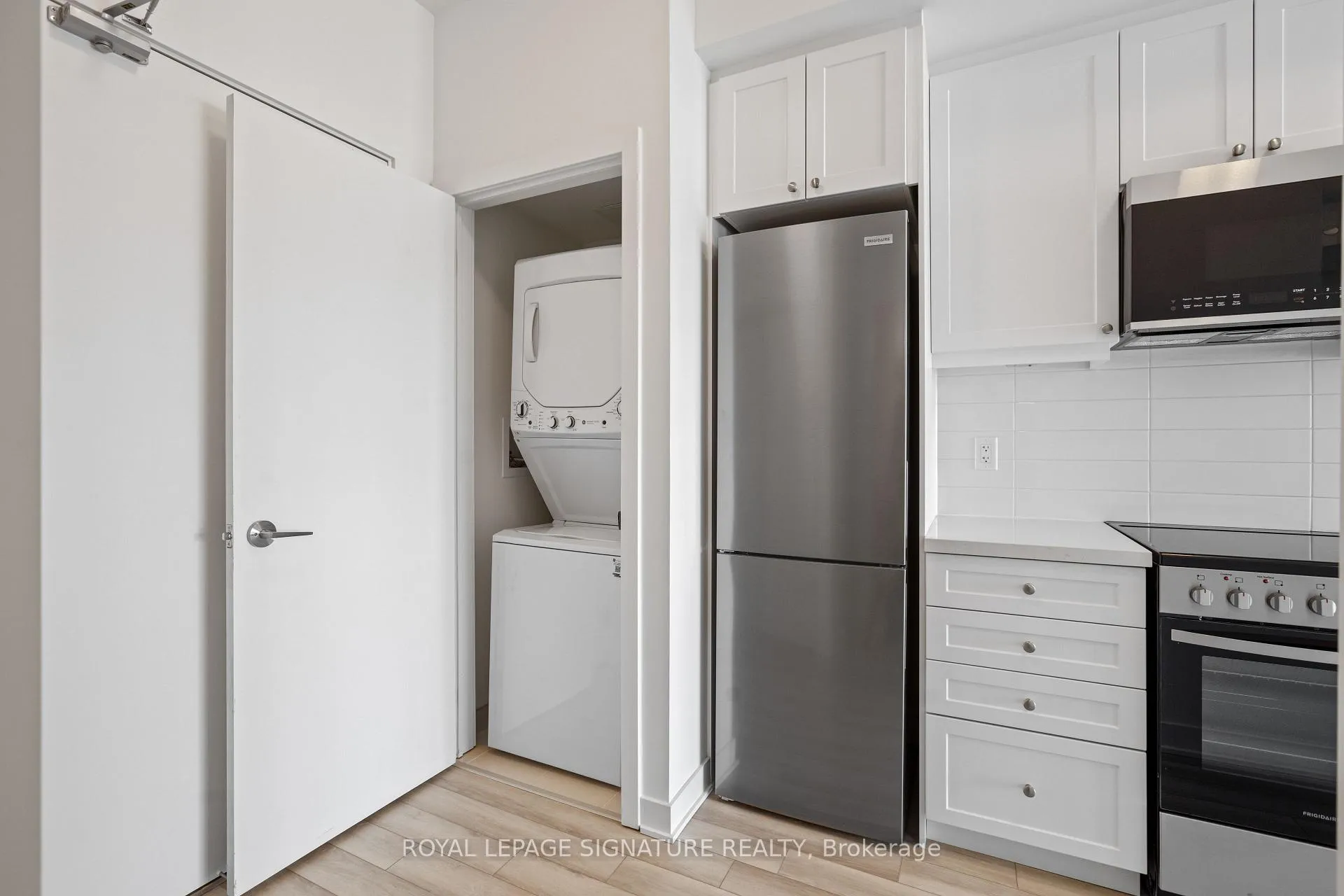 Photo 7 of Unit 514, 51 Clarington Boulevard, Clarington, Bowmanville — HOMEH