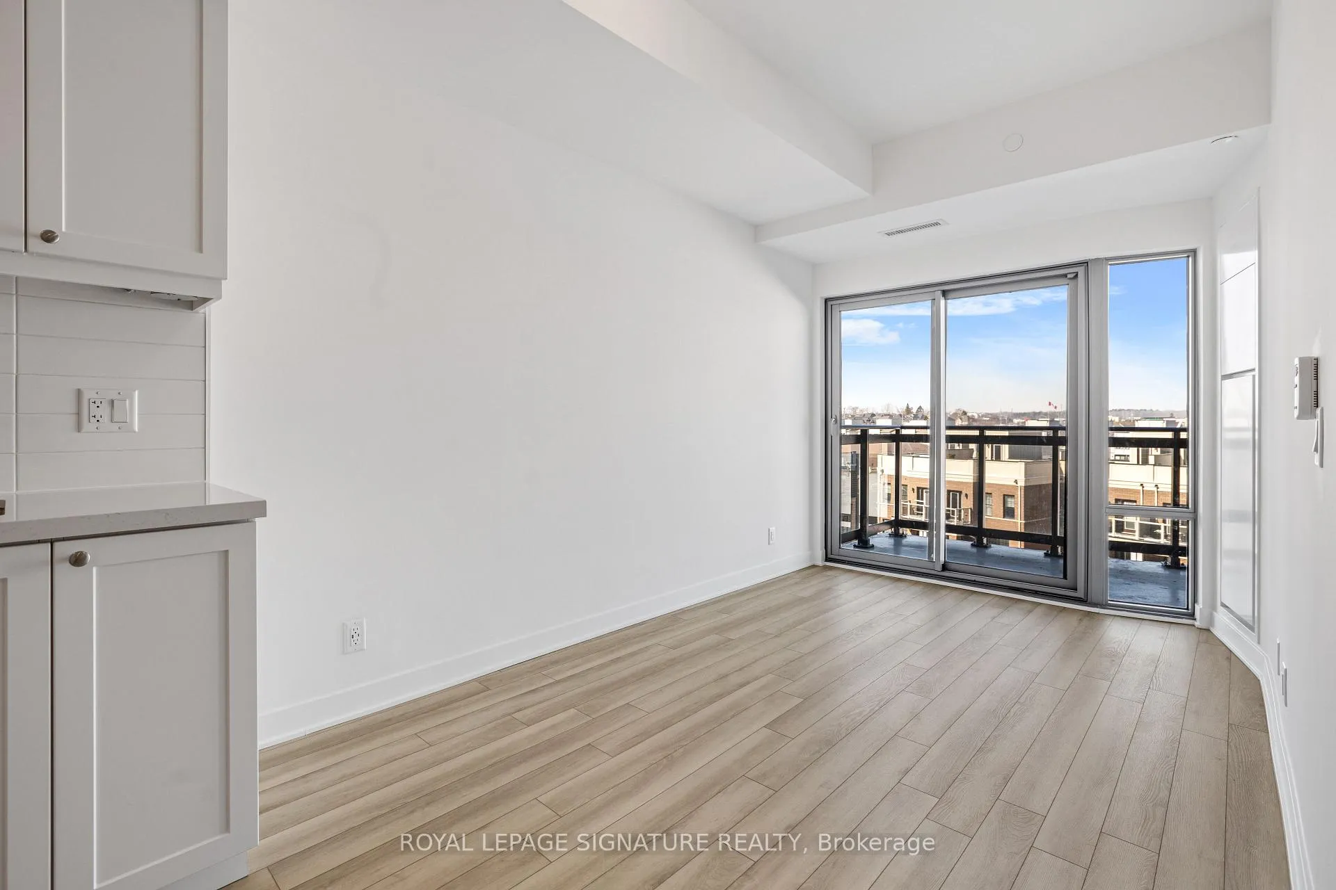 Photo 9 of Unit 514, 51 Clarington Boulevard, Clarington, Bowmanville — HOMEH