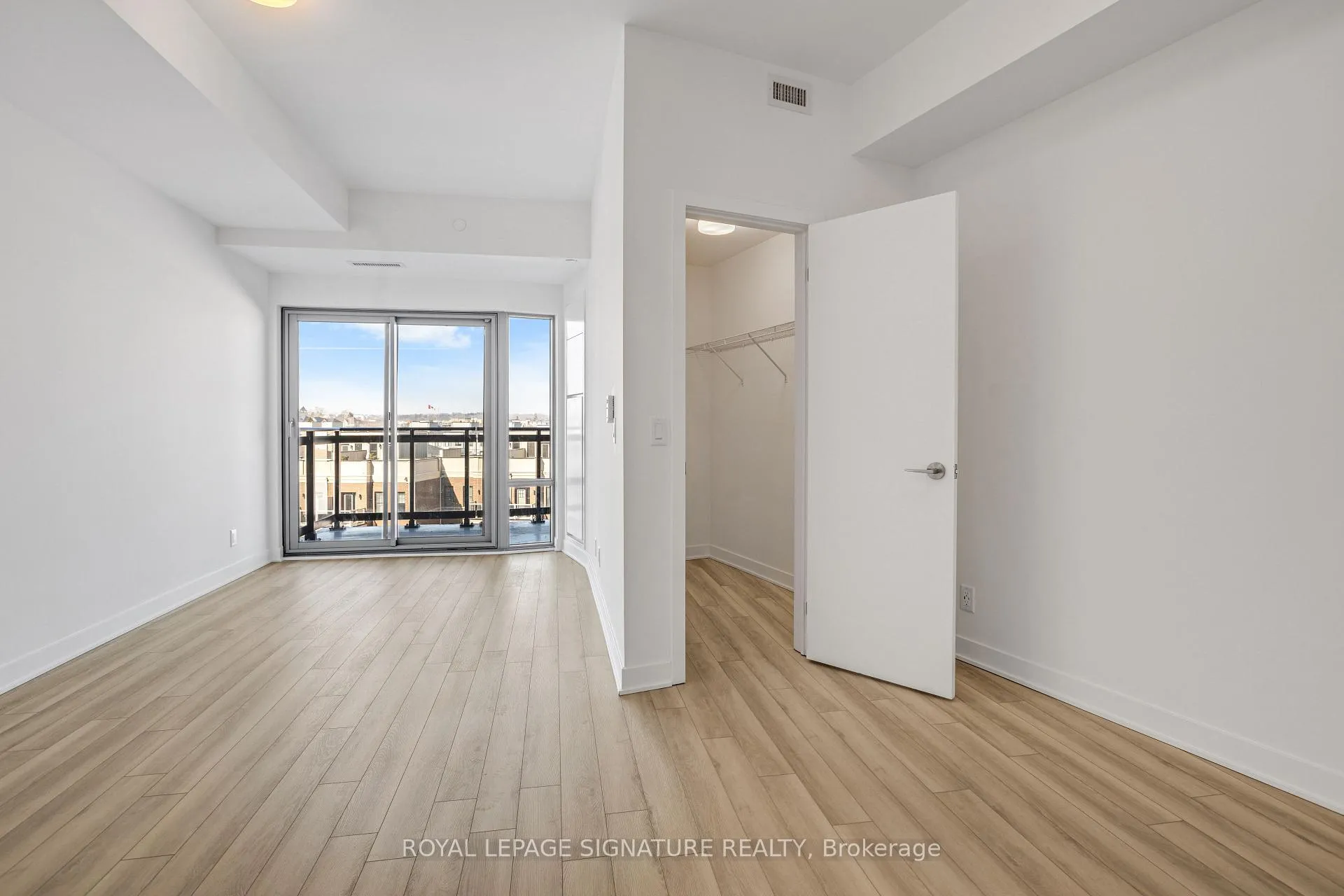 Photo 11 of Unit 514, 51 Clarington Boulevard, Clarington, Bowmanville — HOMEH
