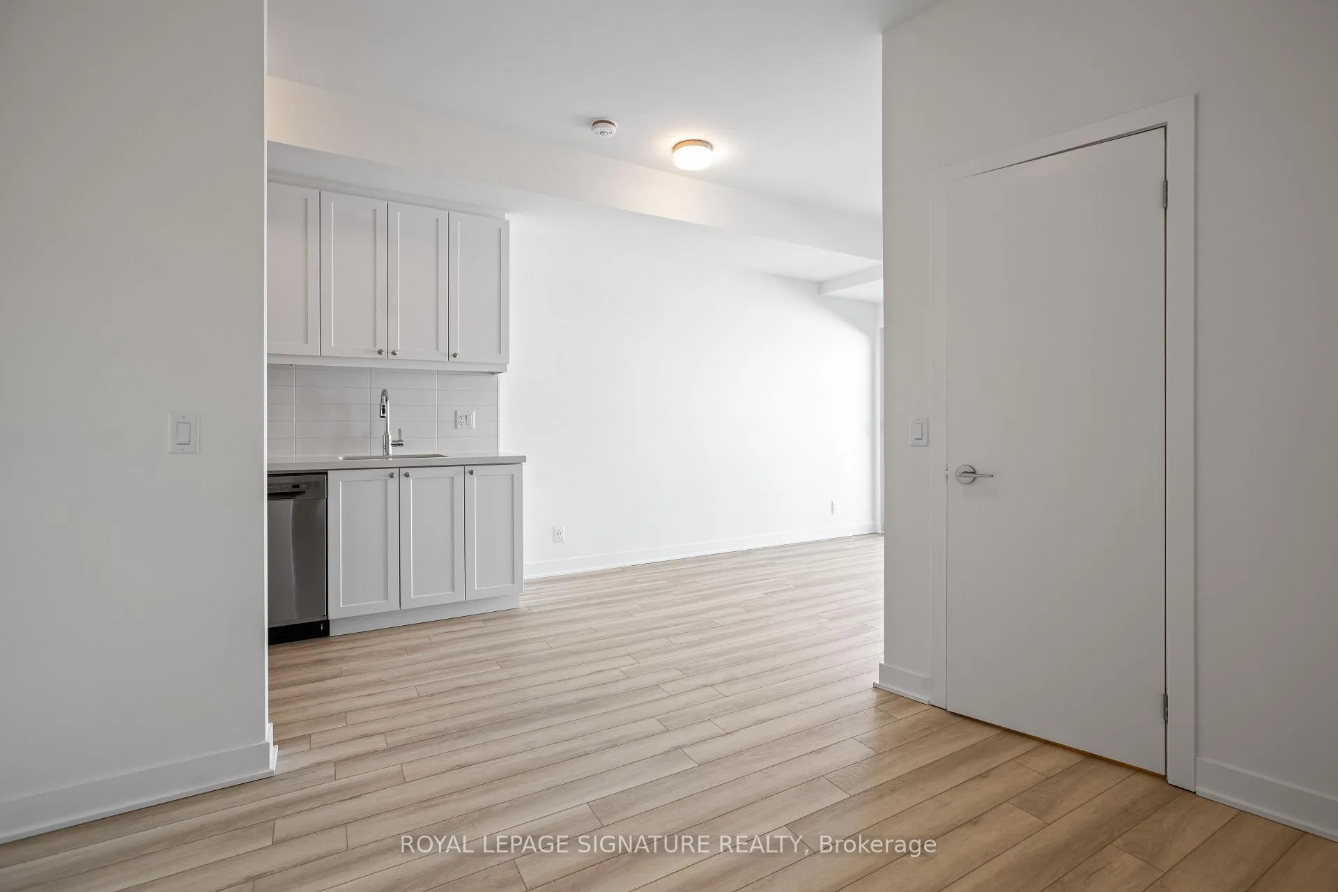 Photo 16 of Unit 514, 51 Clarington Boulevard, Clarington, Bowmanville — HOMEH