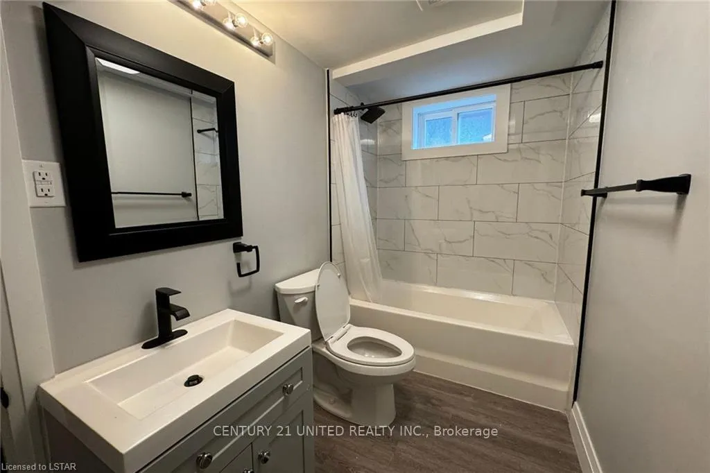 Photo 10 of Unit 2, 61 Mackay Avenue, London, South E — HOMEH