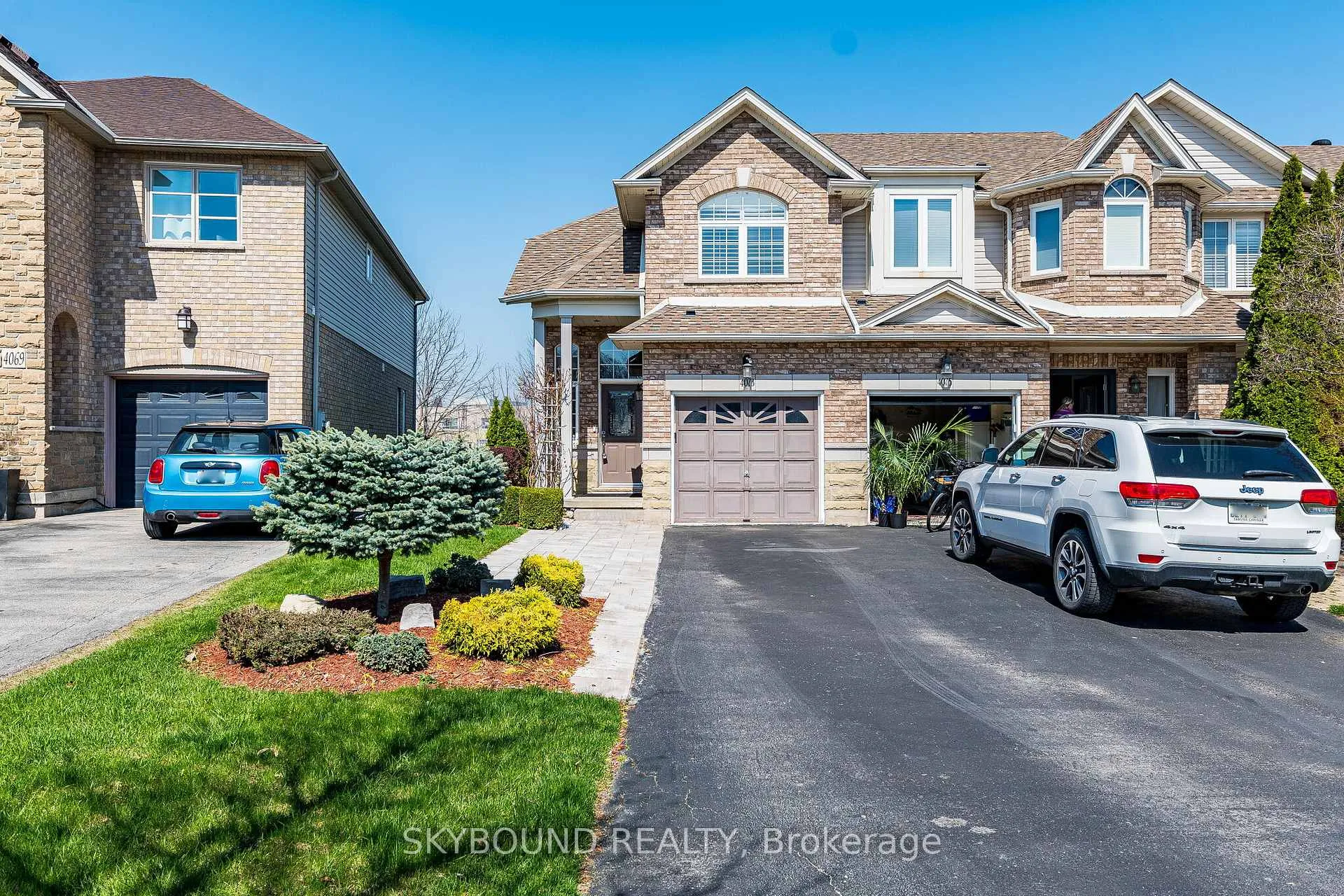 Photo 1 of 4073 Medland Drive, Burlington, Rose — HOMEH