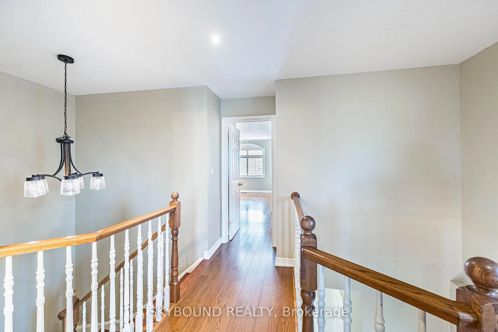 Photo 24 of 4073 Medland Drive, Burlington, Rose — HOMEH