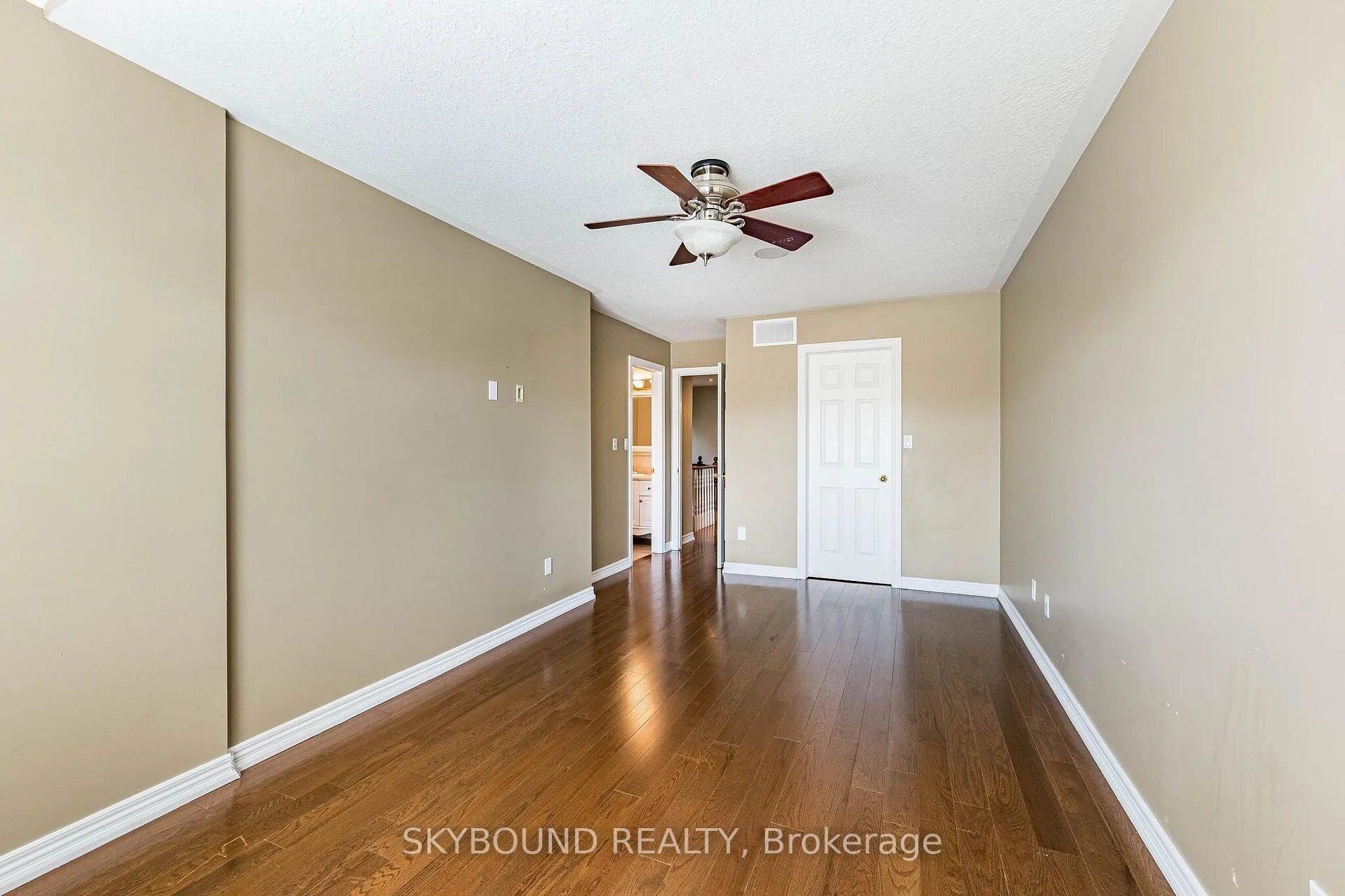 Photo 28 of 4073 Medland Drive, Burlington, Rose — HOMEH