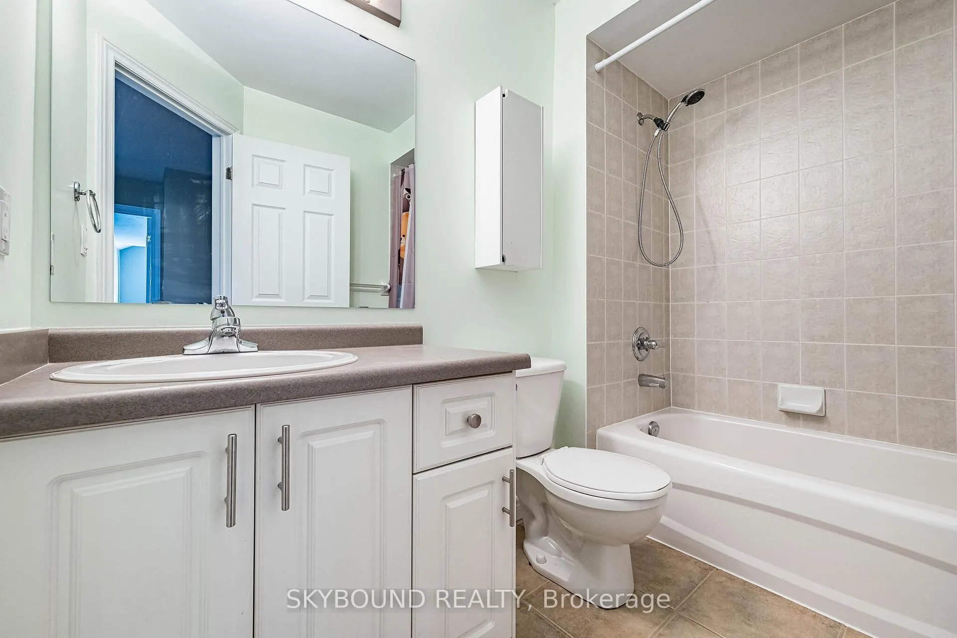 Photo 32 of 4073 Medland Drive, Burlington, Rose — HOMEH