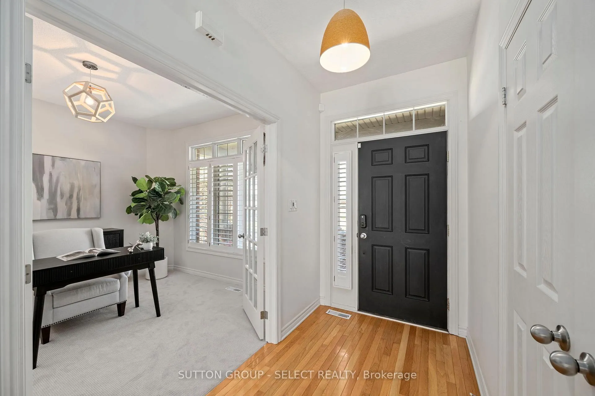 Photo 6 of 1433 Kirkpatrick Way, London, South A — HOMEH