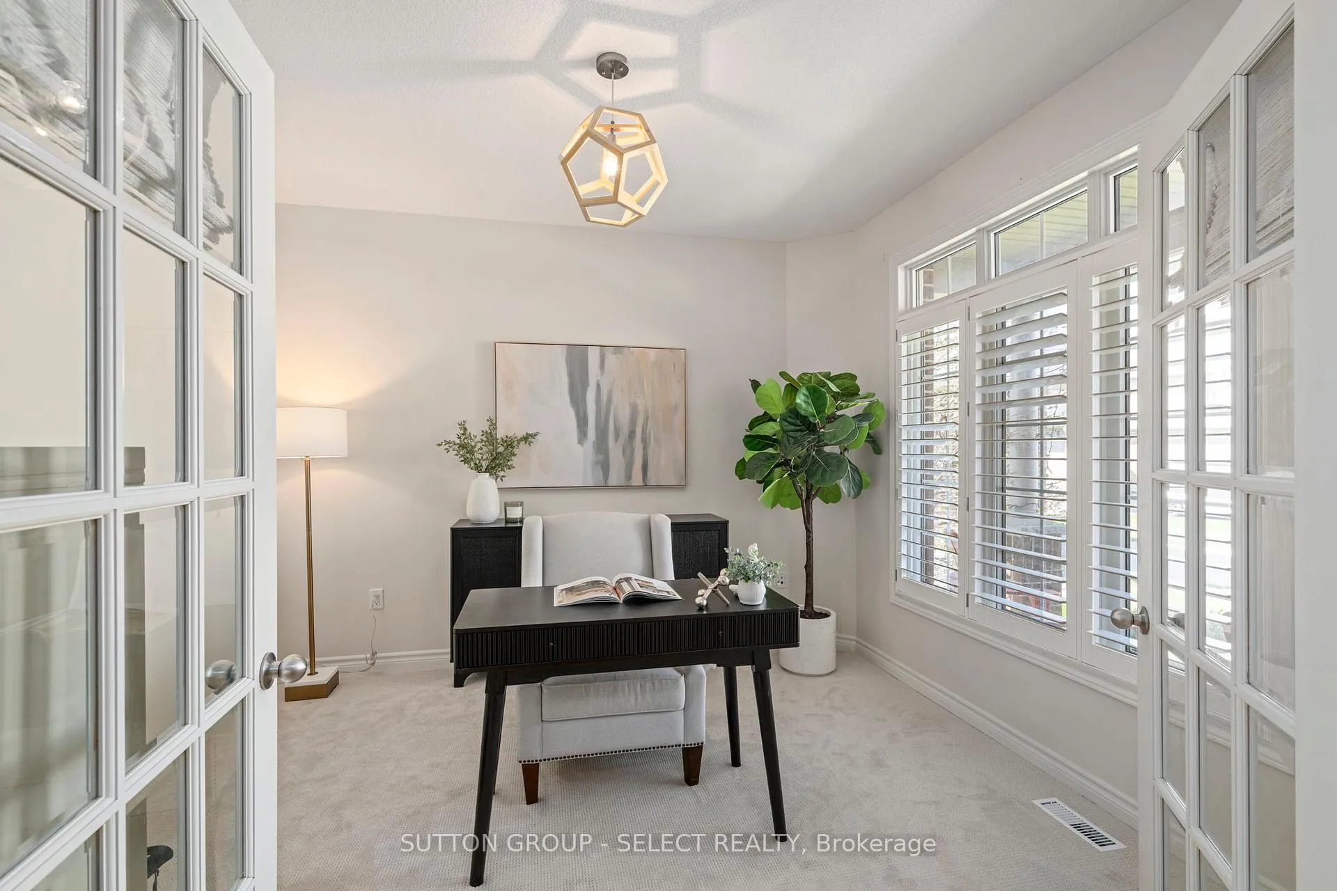Photo 7 of 1433 Kirkpatrick Way, London, South A — HOMEH