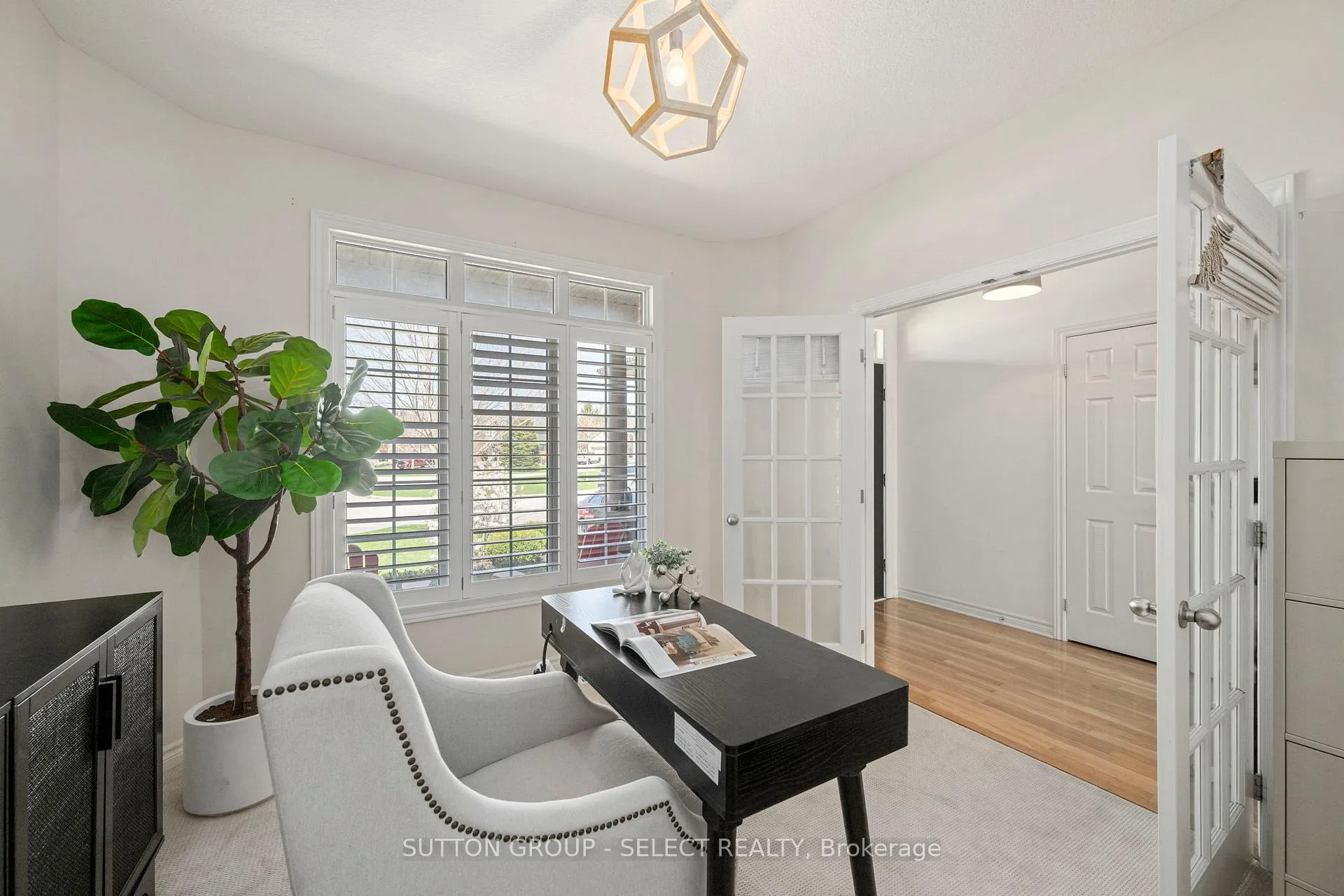 Photo 8 of 1433 Kirkpatrick Way, London, South A — HOMEH