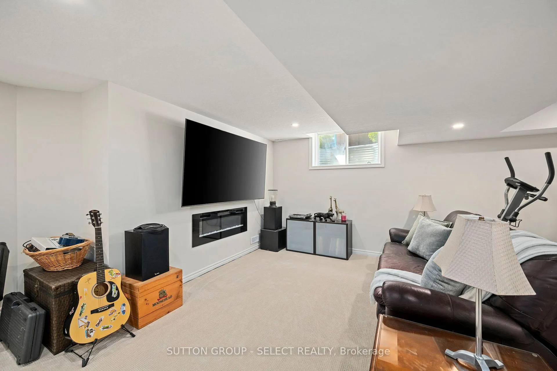 Photo 32 of 1433 Kirkpatrick Way, London, South A — HOMEH
