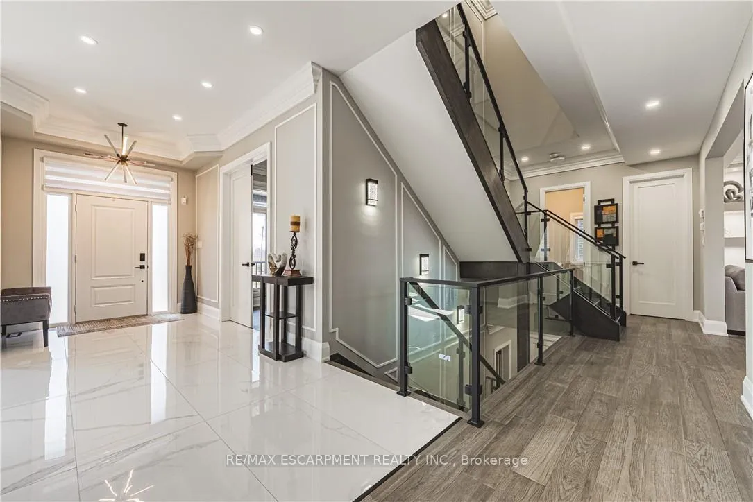Photo 5 of 8378 Chippewa Road E, Hamilton, Mount Hope — HOMEH