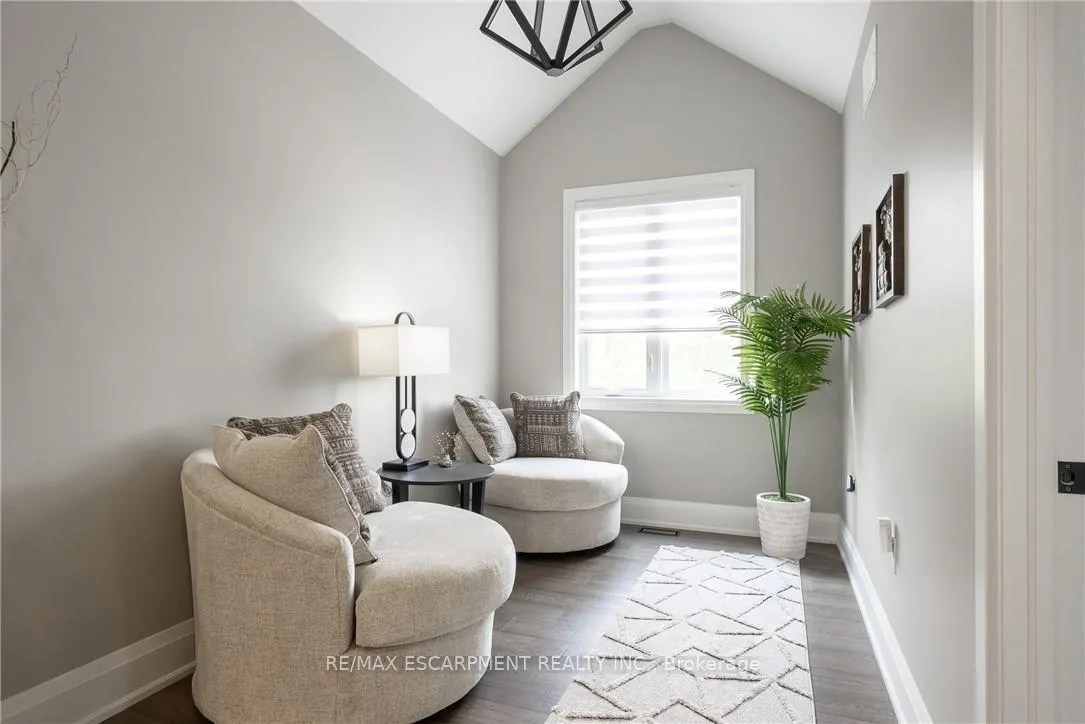 Photo 17 of 8378 Chippewa Road E, Hamilton, Mount Hope — HOMEH