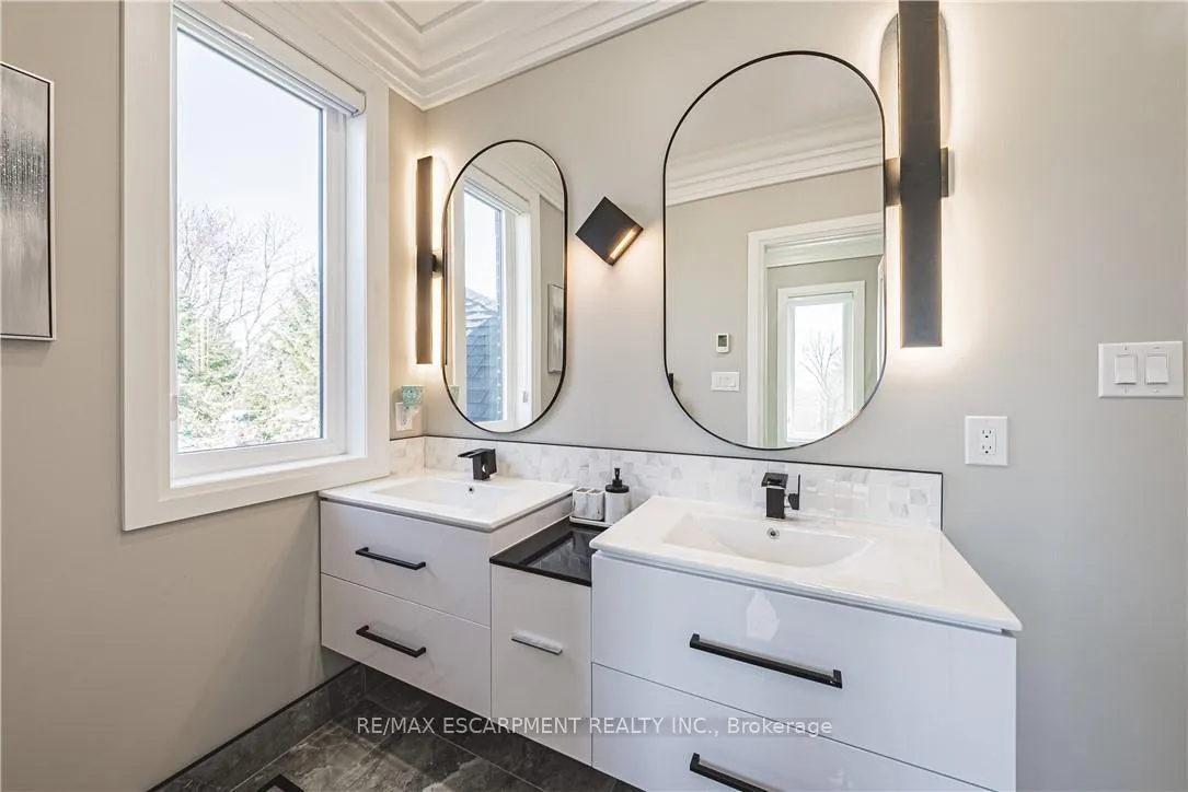 Photo 20 of 8378 Chippewa Road E, Hamilton, Mount Hope — HOMEH