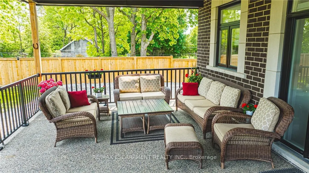 Photo 41 of 8378 Chippewa Road E, Hamilton, Mount Hope — HOMEH